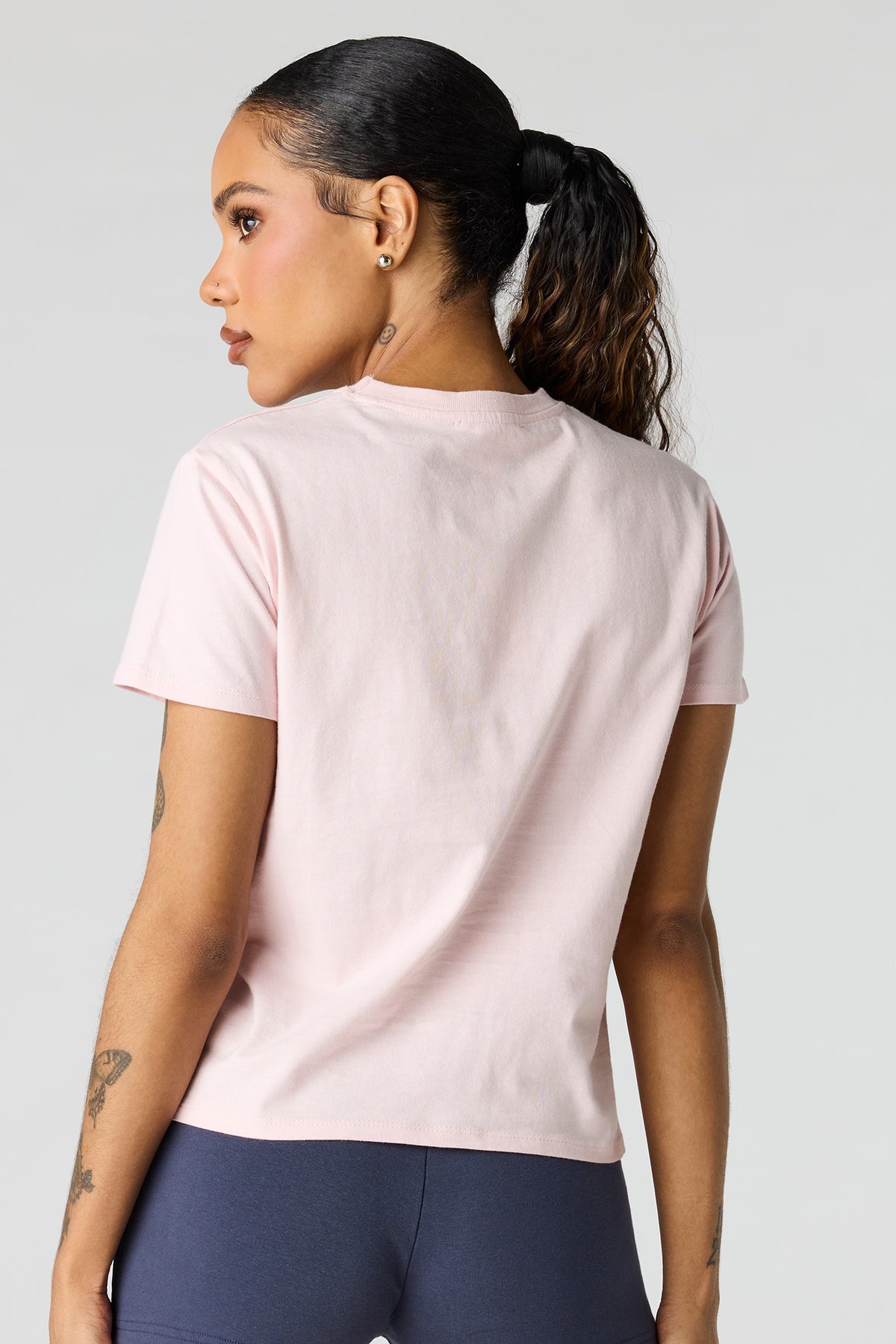 Alt View 2. Graphic T-Shirt - Light Pink