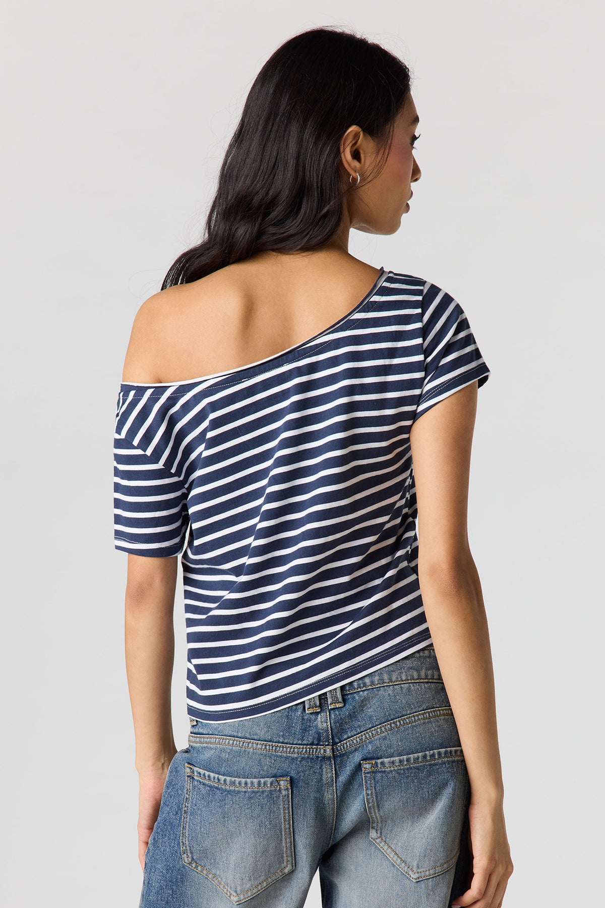 Alt View 2. Striped Off Shoulder Boxy T-Shirt - Medium Blue