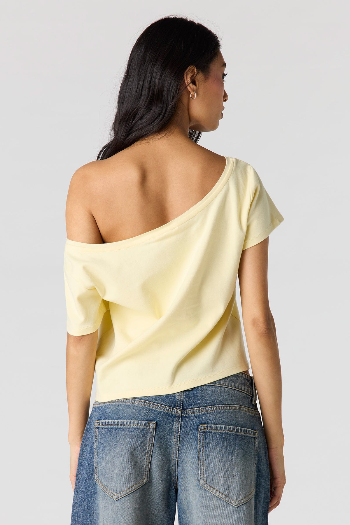 Alt View 2. Striped Off Shoulder Boxy T-Shirt - Yellow
