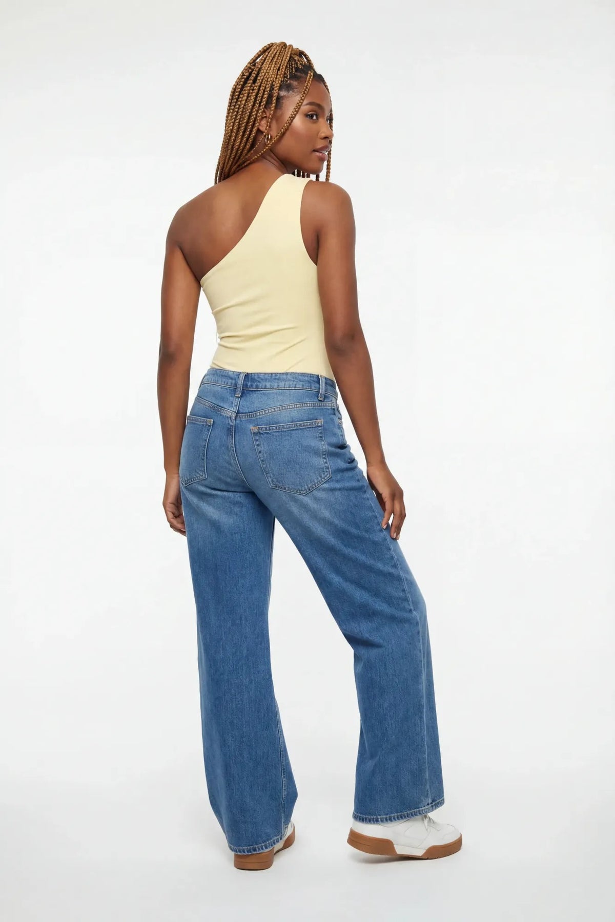 Alt View 2. Soft Contour One Shoulder Bodysuit - Yellow