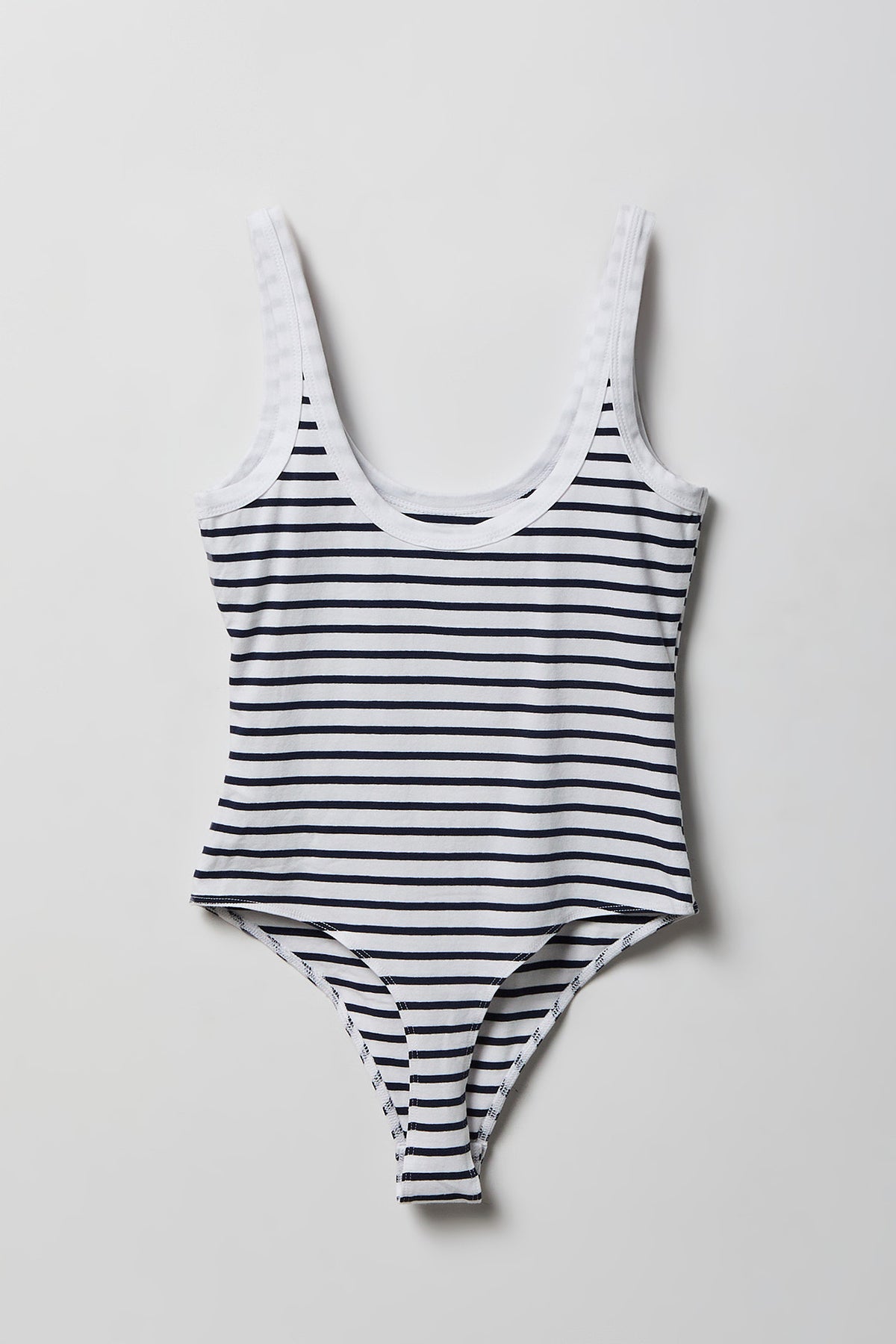 Alt View 9. Contour Scoop Neck Bodysuit - Brown