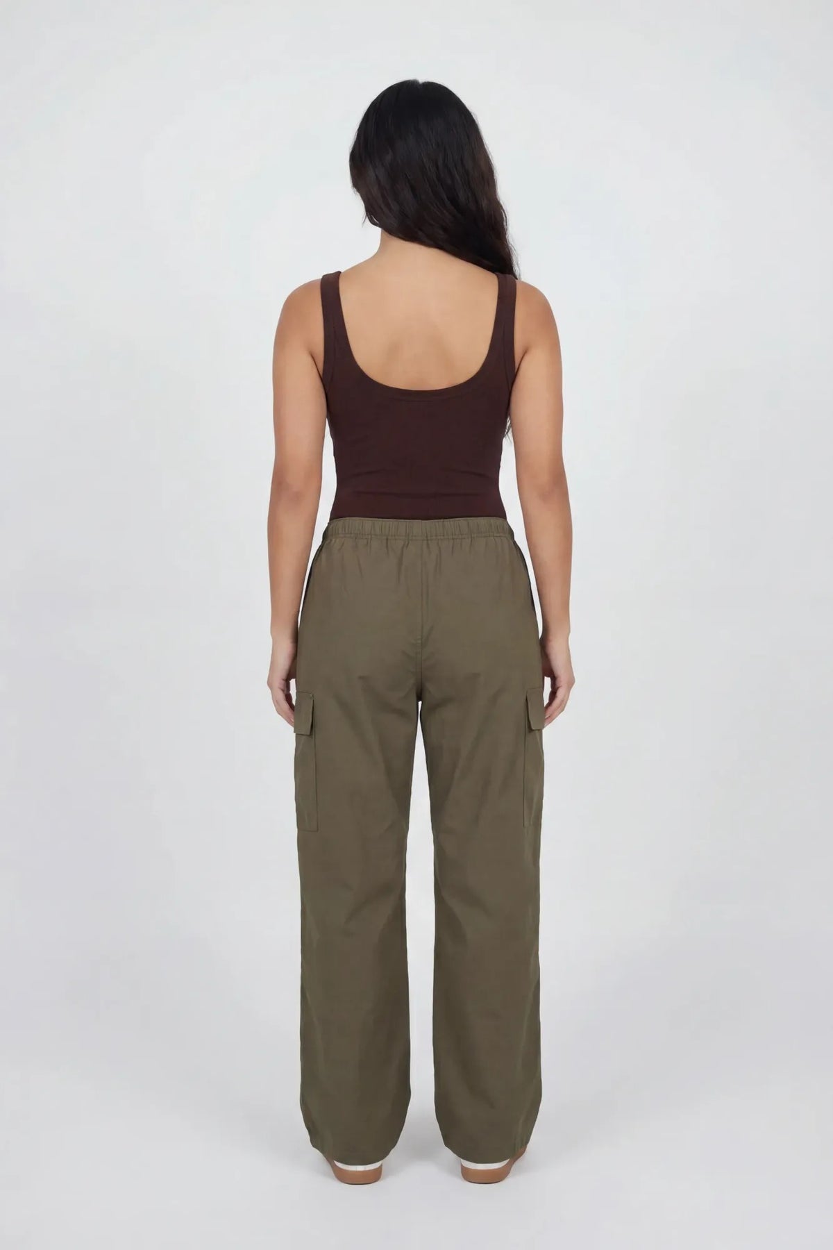 Alt View 3. Contour Scoop Neck Bodysuit - Brown