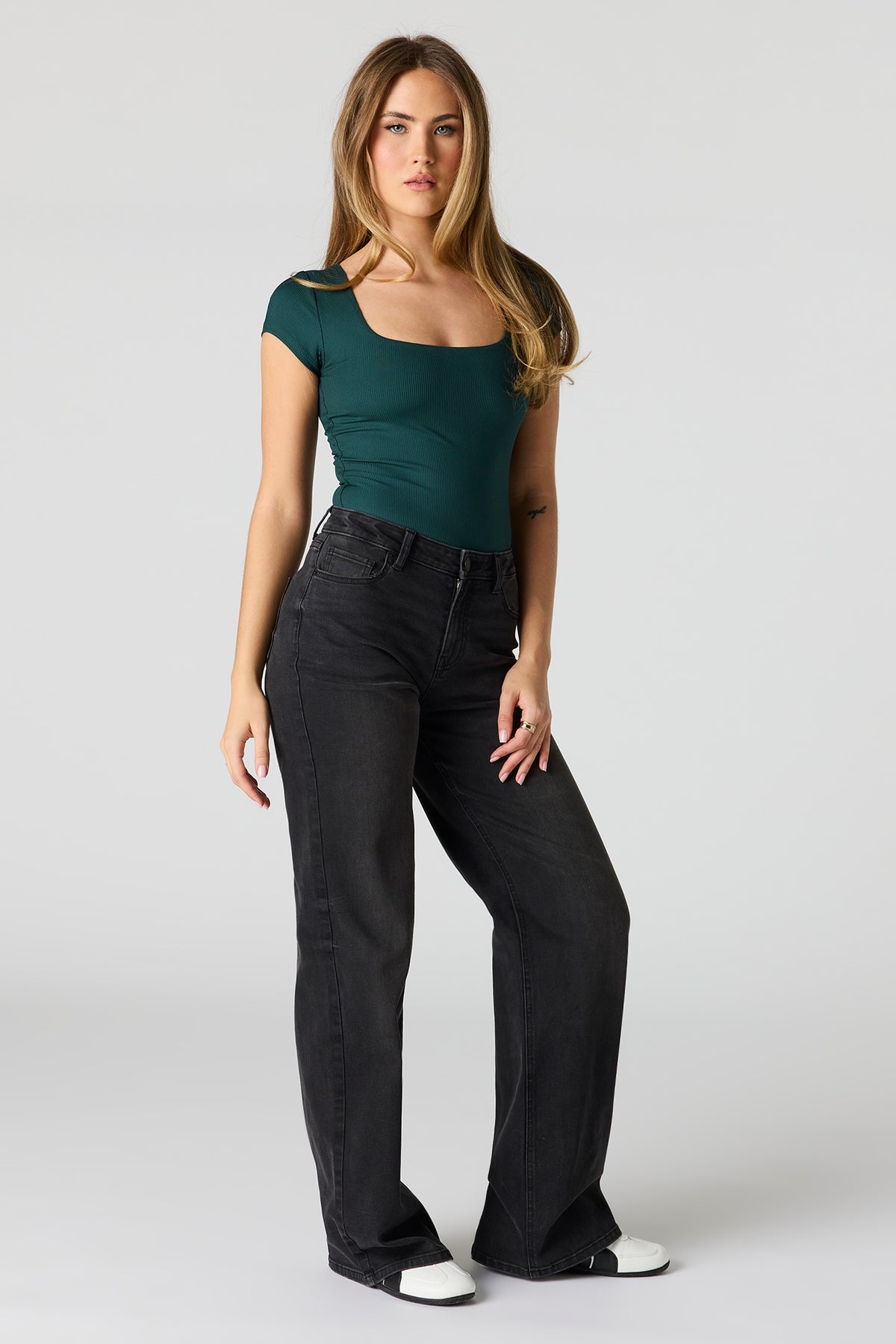 Alt View 3. Contour Ribbed Square Neck Short Sleeve Bodysuit - Hunter Green