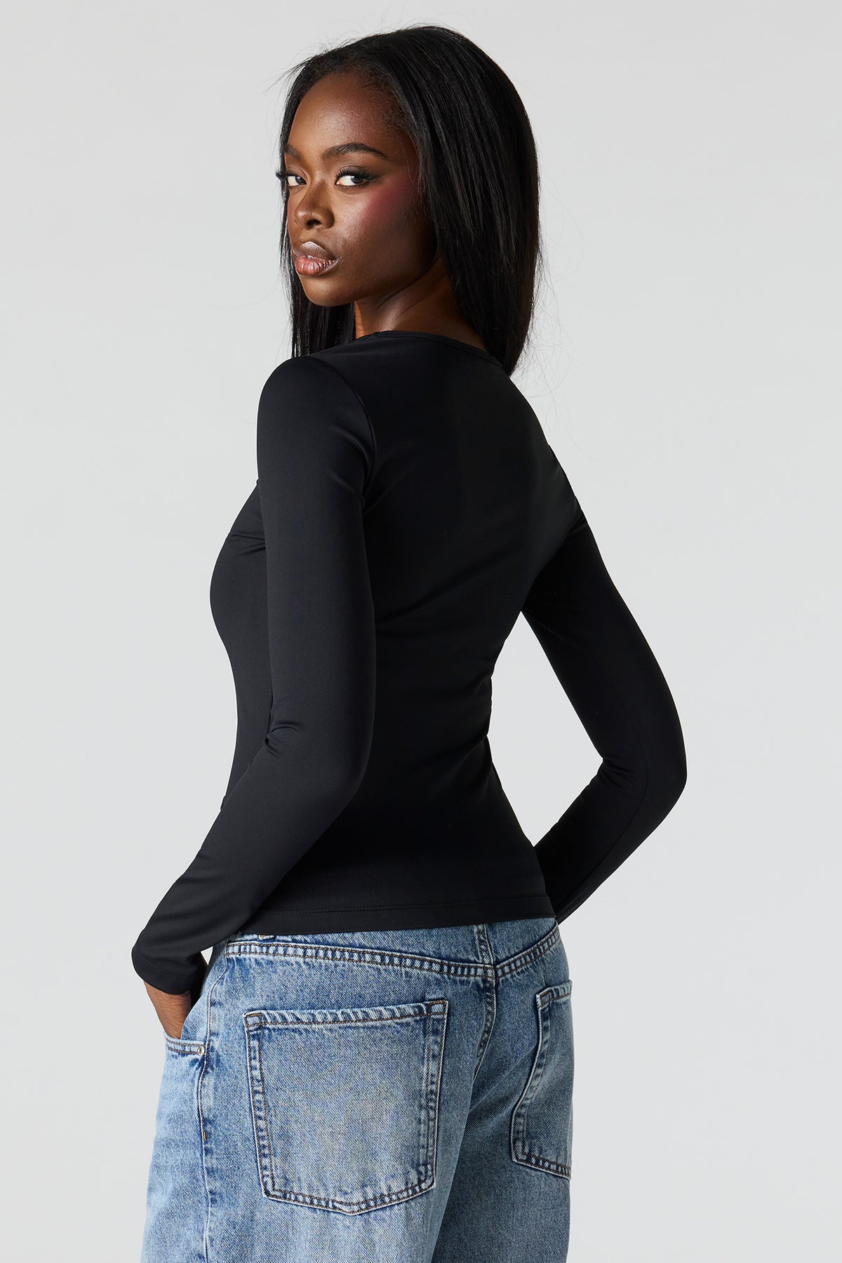 Alt View 2. Luxe Heavy Contour Long Sleeve Top - Black