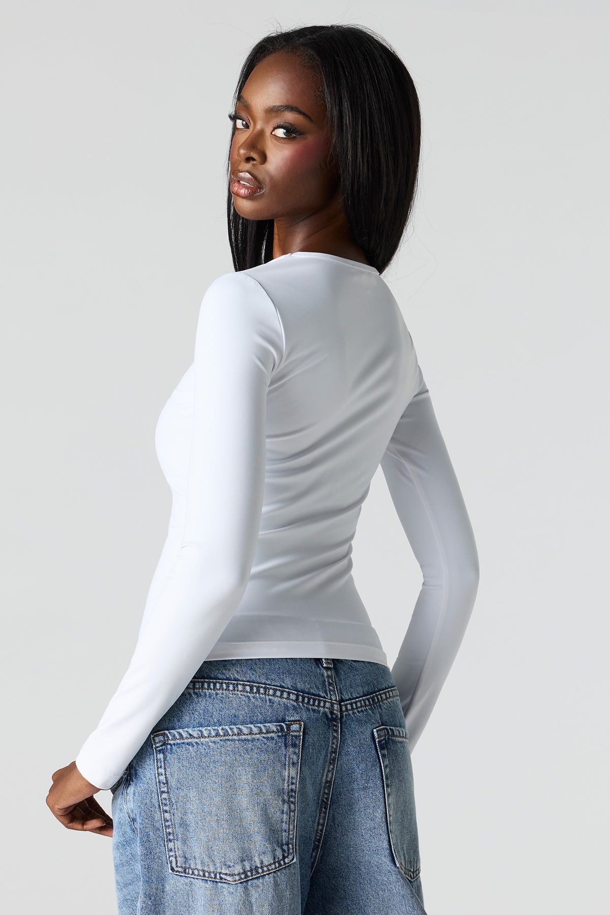 Alt View 2. Luxe Heavy Contour Long Sleeve Top - White