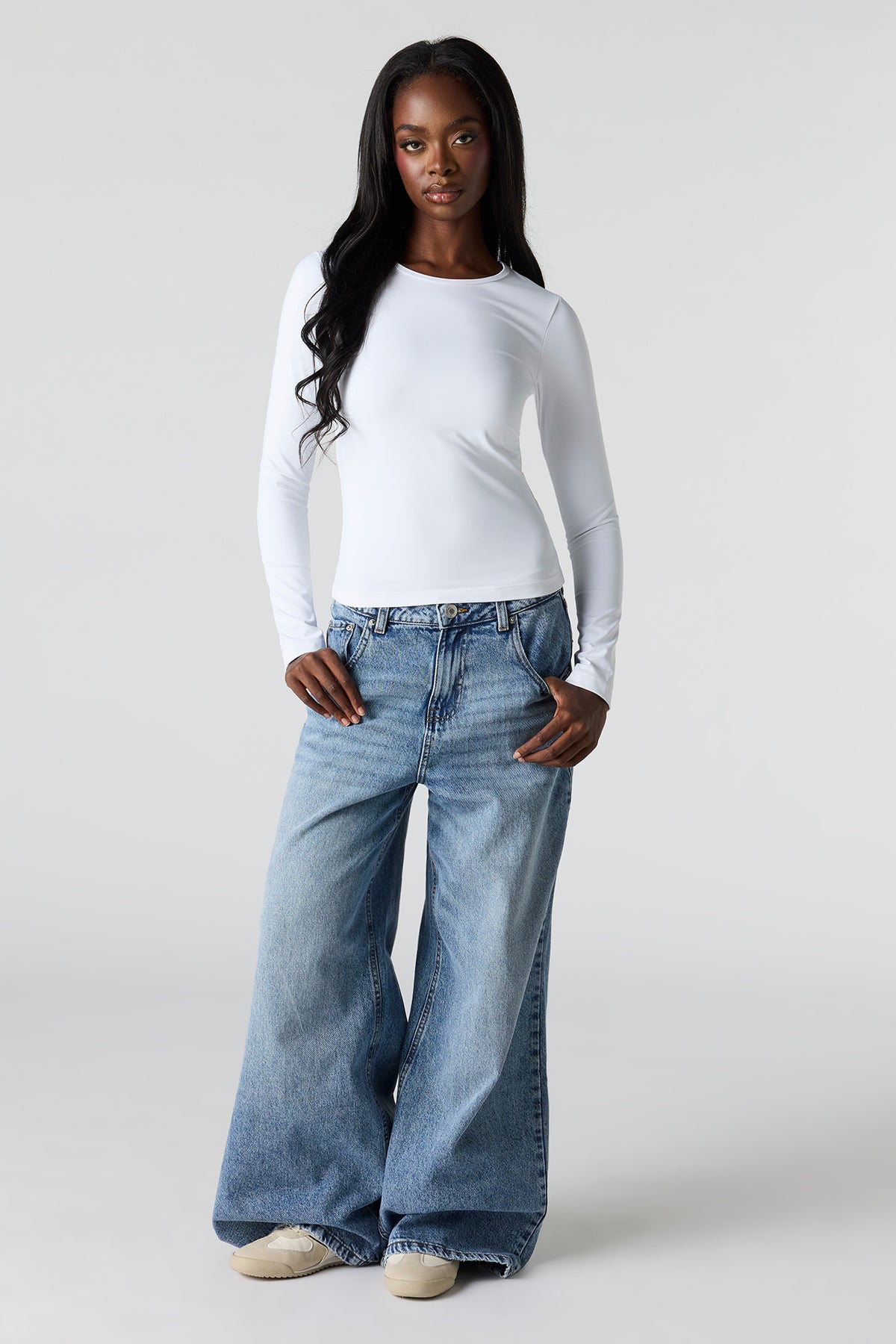 Alt View 3. Luxe Heavy Contour Long Sleeve Top - White