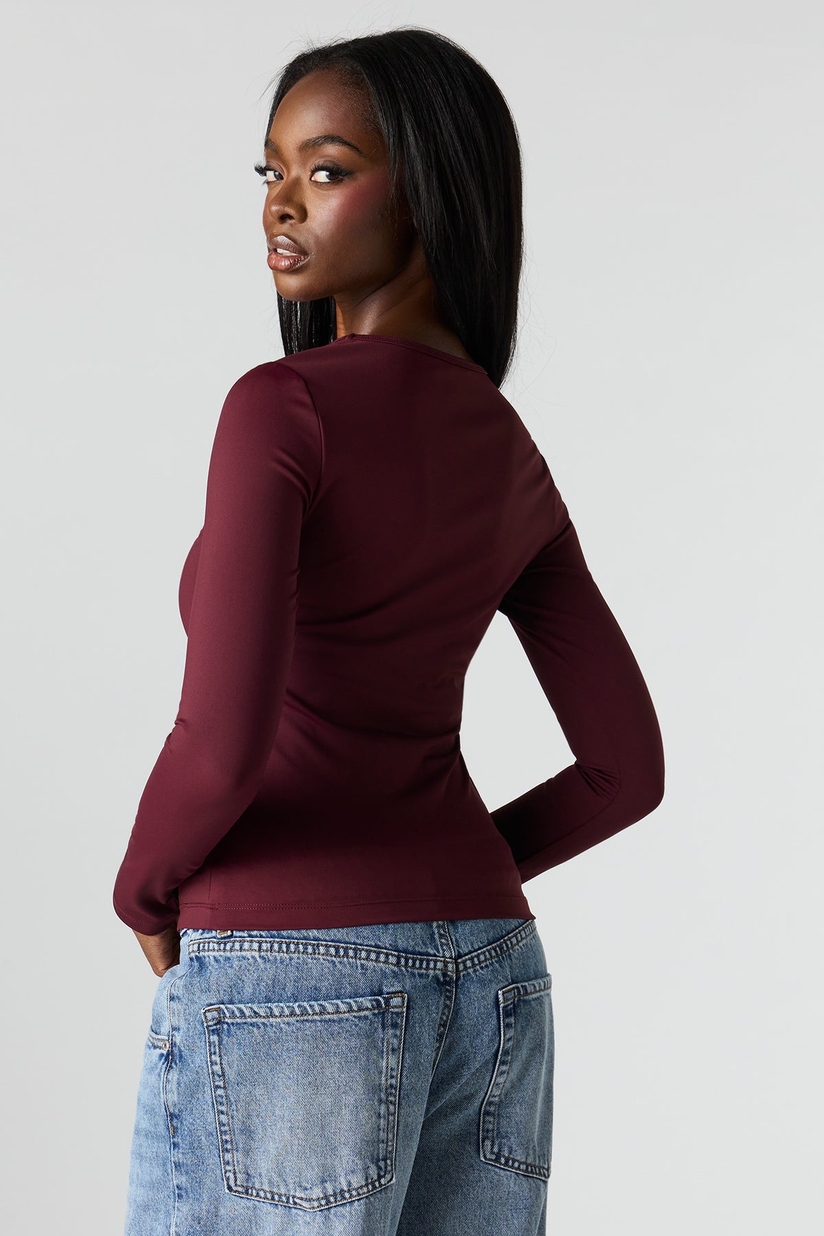 Alt View 2. Luxe Heavy Contour Long Sleeve Top - Burgundy