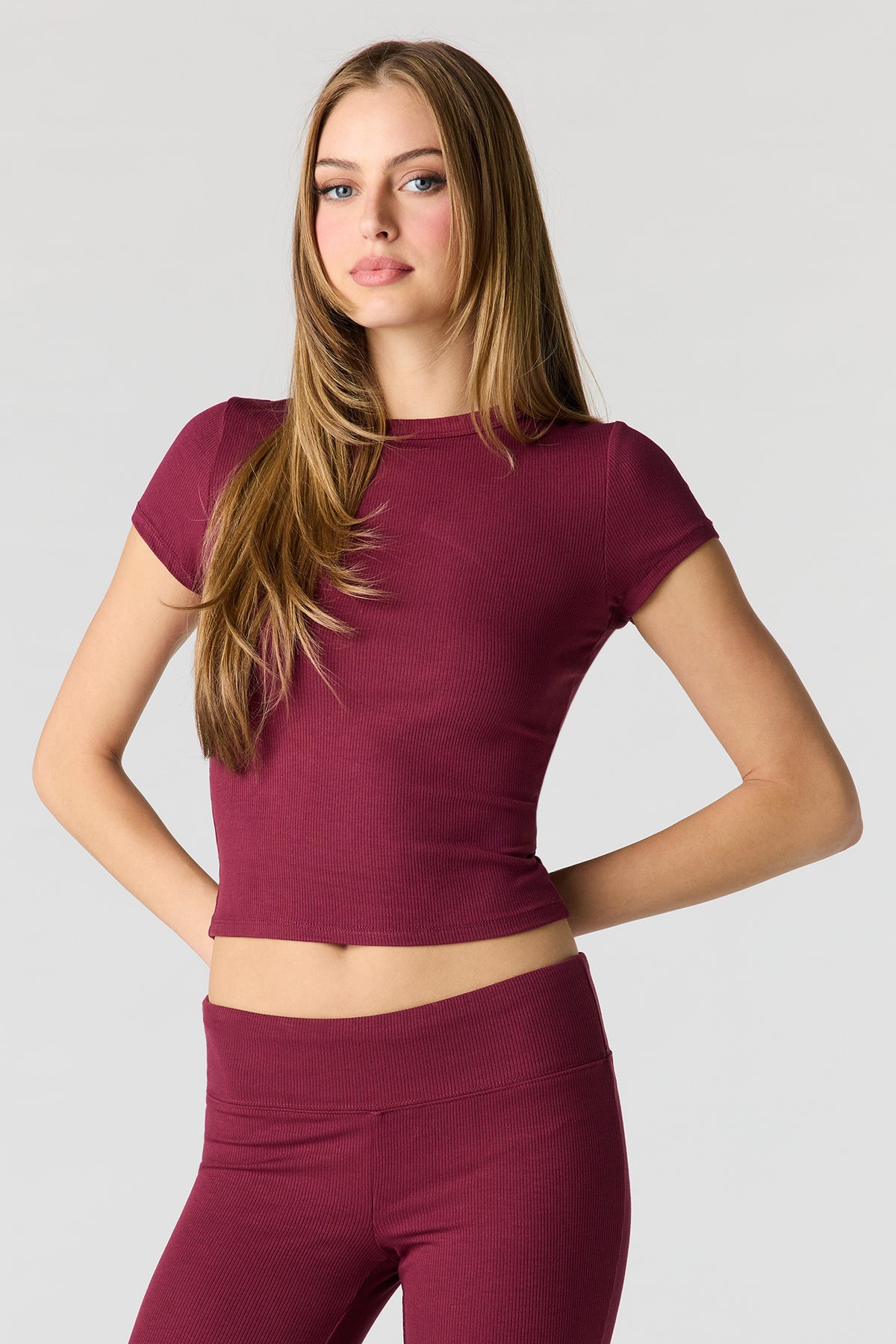 Alt View 2. Soft Ribbed T-Shirt & Flare Pant Set - Burgundy