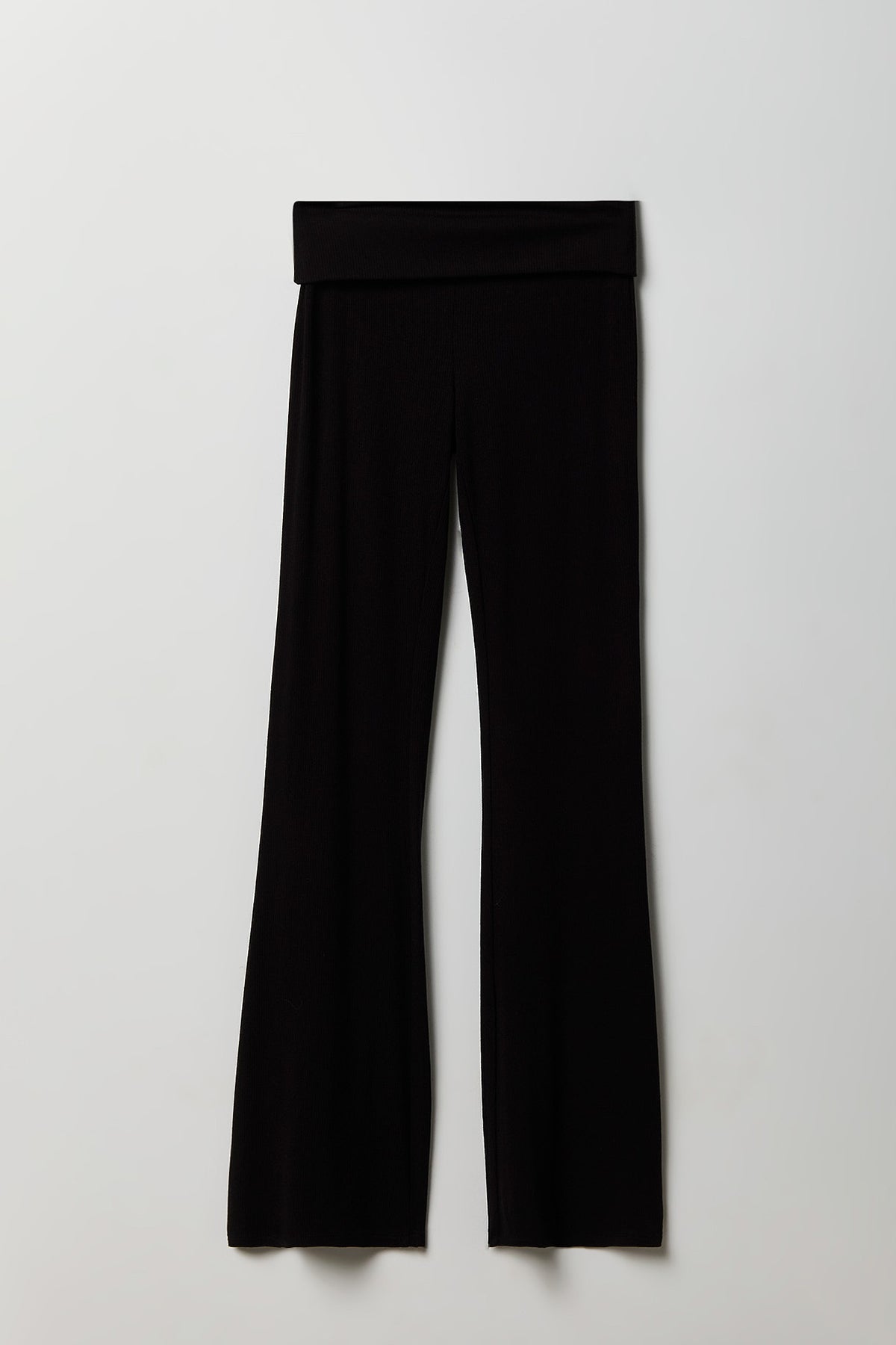 Alt View 3. Soft Ribbed T-Shirt & Flare Pant Set - Black