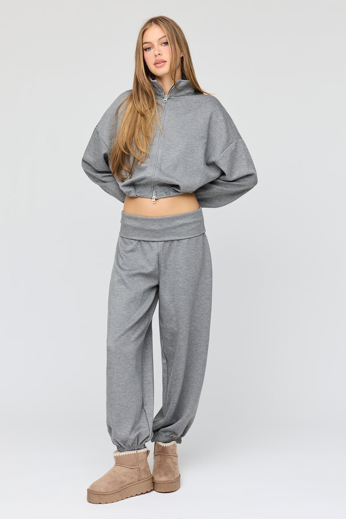 Alt View 3. U/A Bubble Hem Zip Sweatshirt - Dark Grey