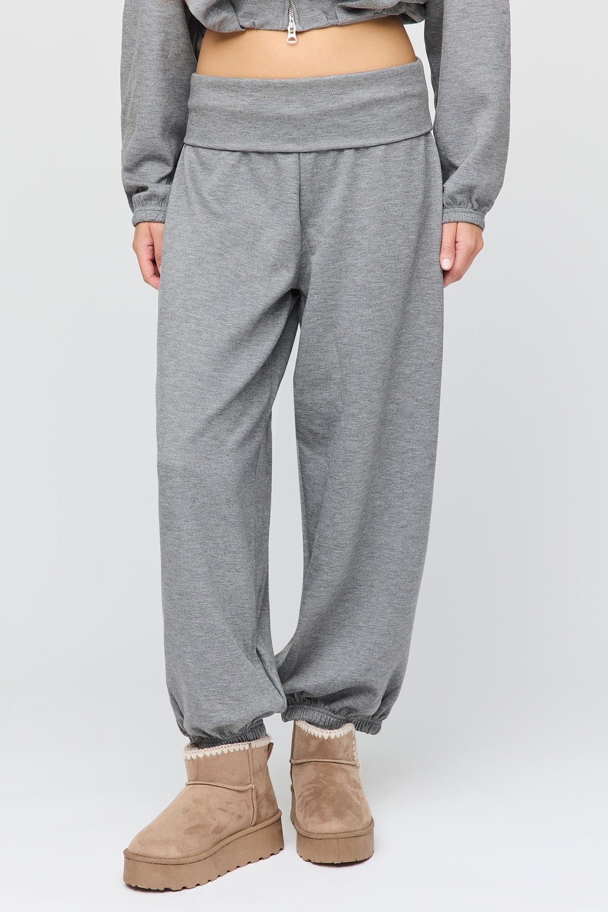 Alt View 2. U/A Foldover Waist Balloon Leg Jogger - Dark Grey