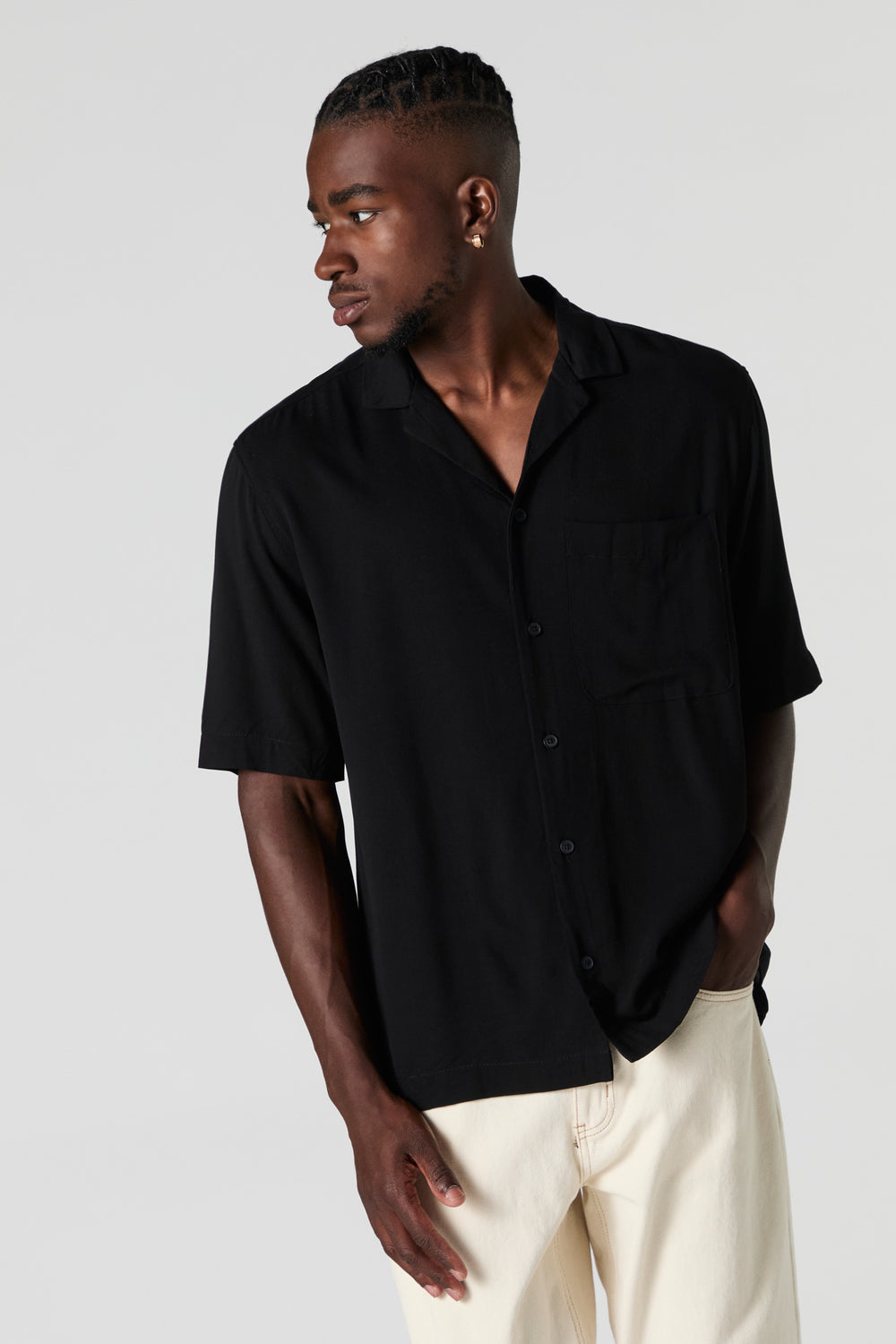 Short Sleeve Button-Up Top Short Sleeve Button-Up Top 4