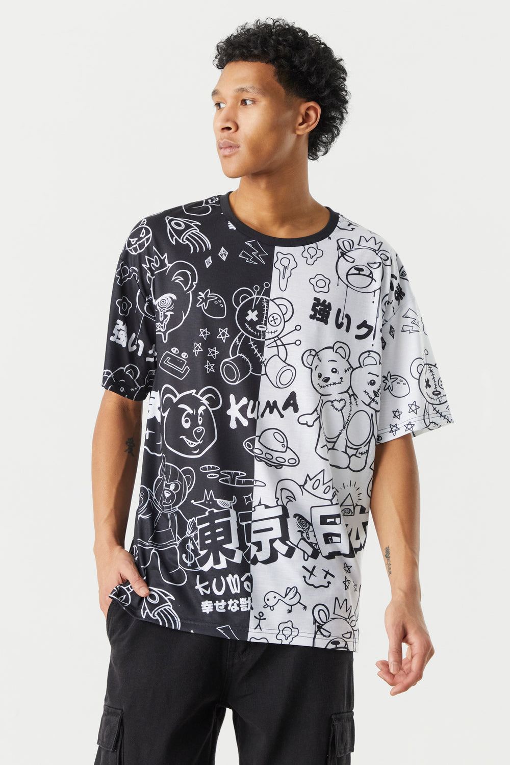 Colour Block Graffiti Teddy Graphic T-Shirt Colour Block Graffiti Teddy Graphic T-Shirt 1
