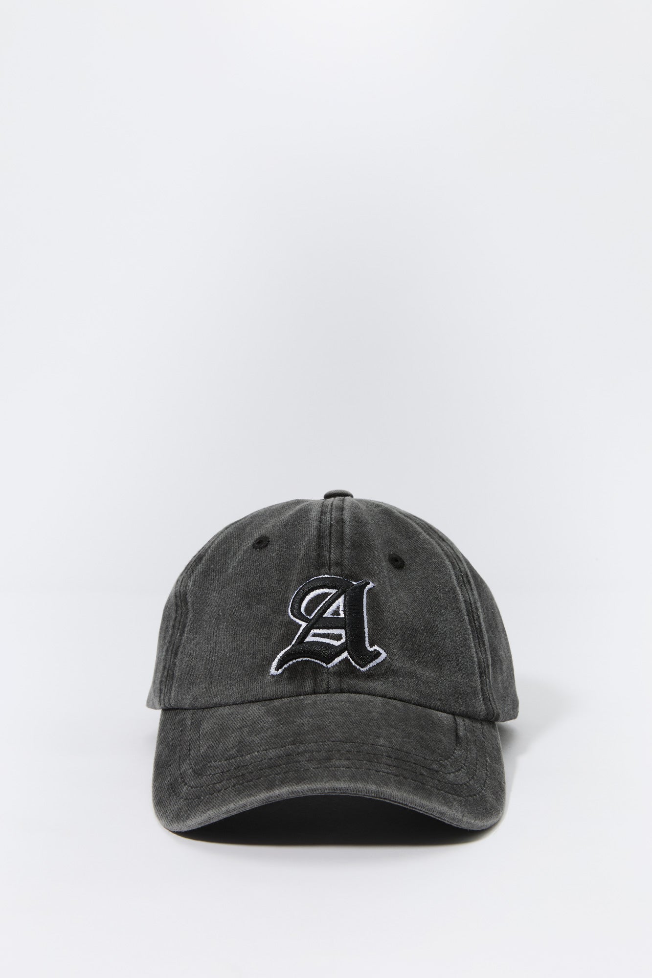 A Embroidered Washed Baseball Hat