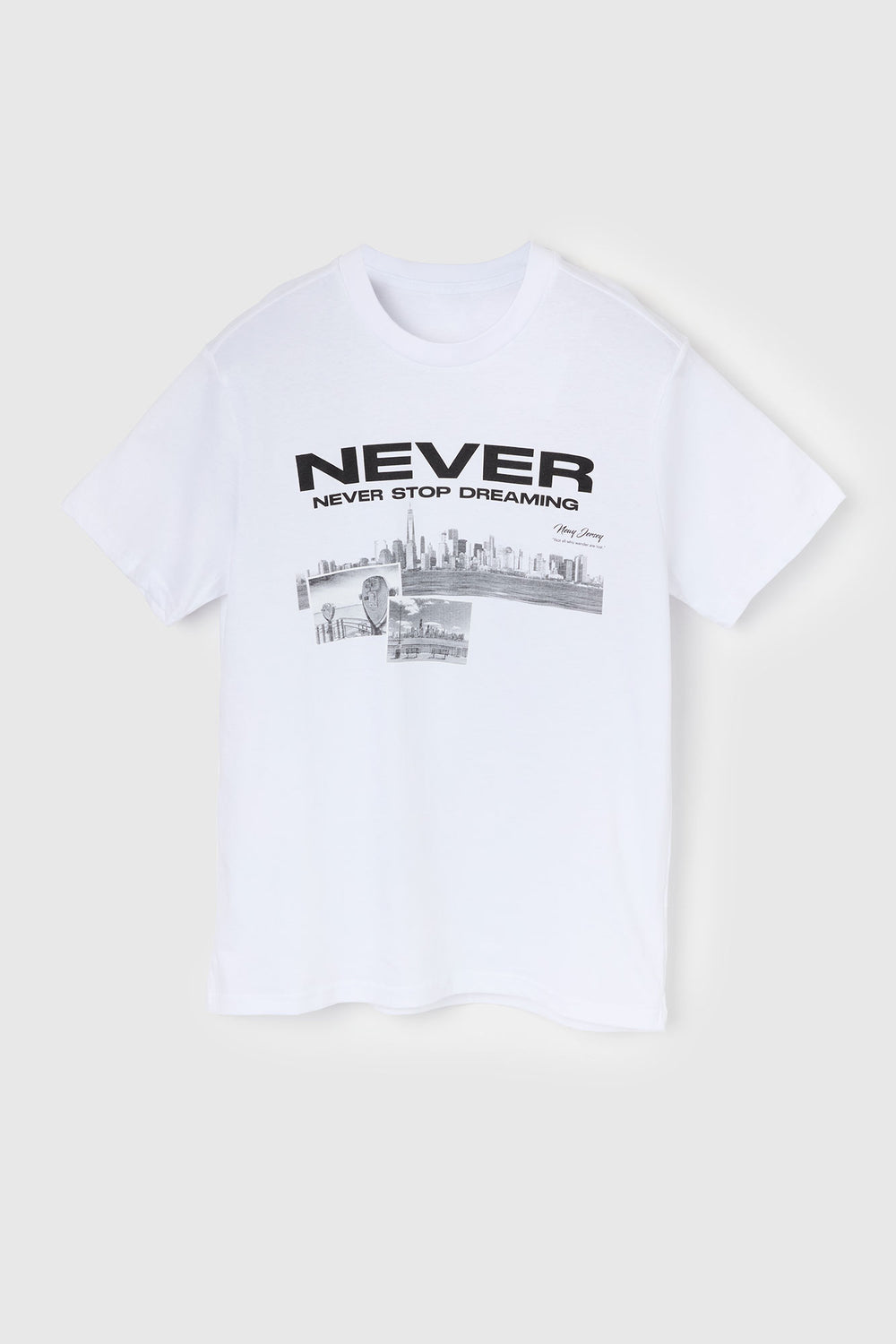 Never Stop Dreaming Graphic T-Shirt Never Stop Dreaming Graphic T-Shirt 4