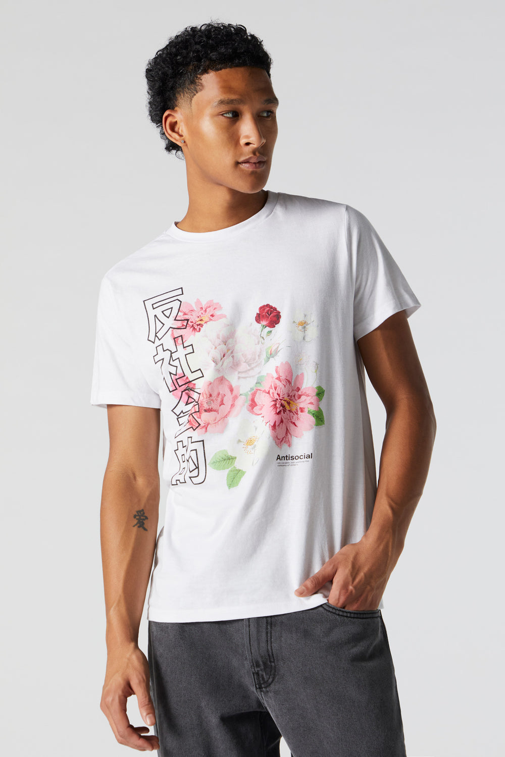 Flower Graphic T-Shirt Flower Graphic T-Shirt 1