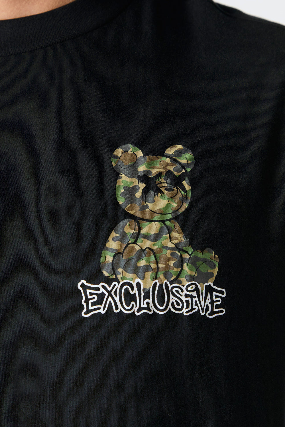 Exclusive Graphic T-Shirt Exclusive Graphic T-Shirt 4