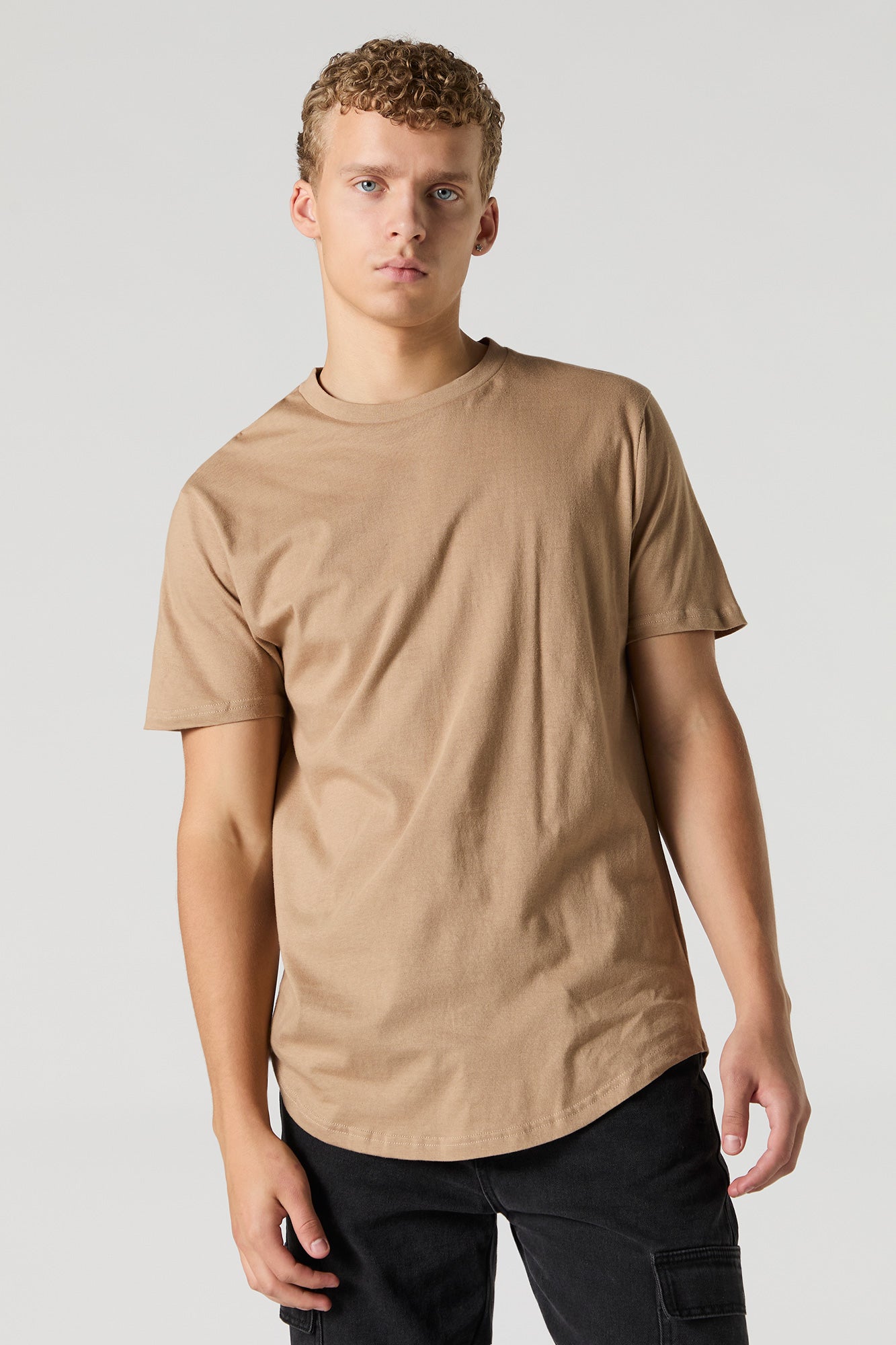 Solid Crewneck Curved Hem T-Shirt