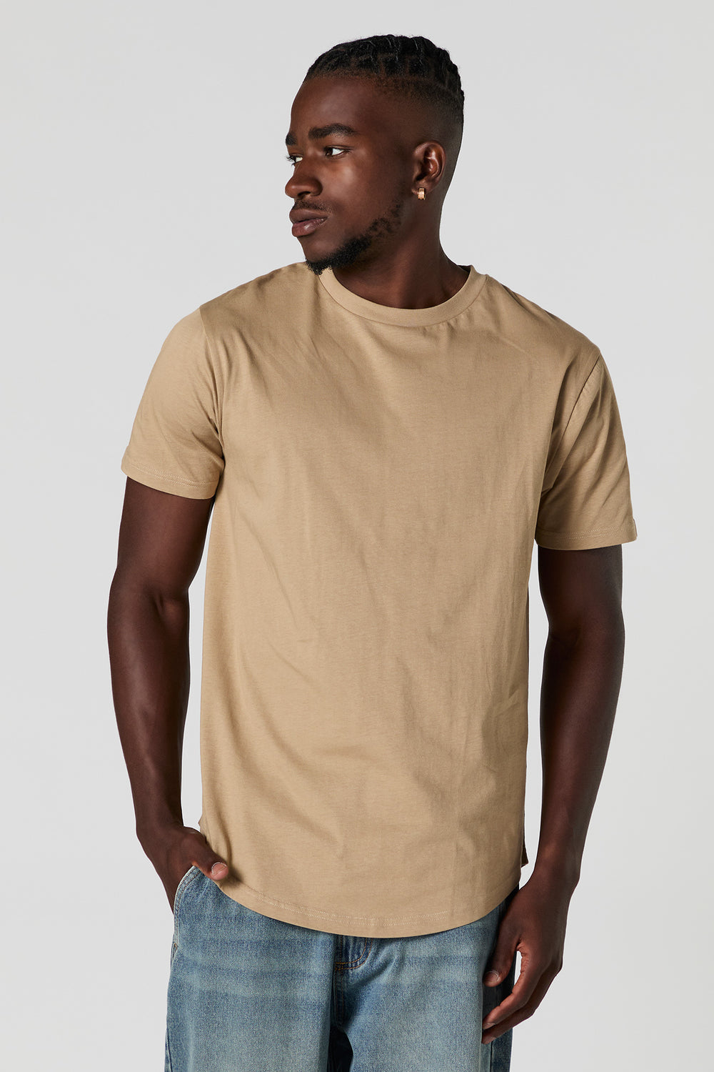 Solid Curved Hem Crewneck T-Shirt Solid Curved Hem Crewneck T-Shirt 7