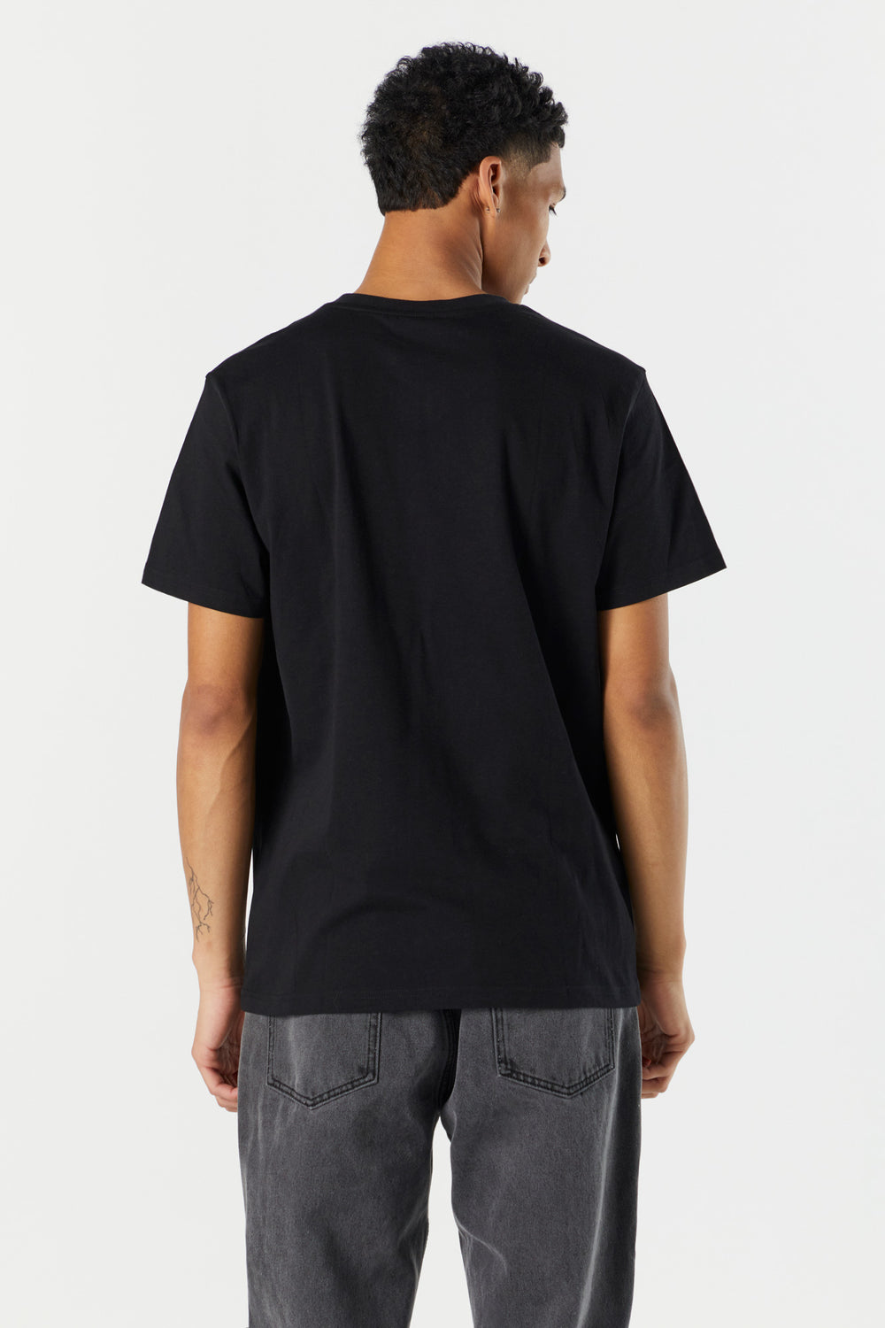 Basic V-Neck T-Shirt Basic V-Neck T-Shirt 5