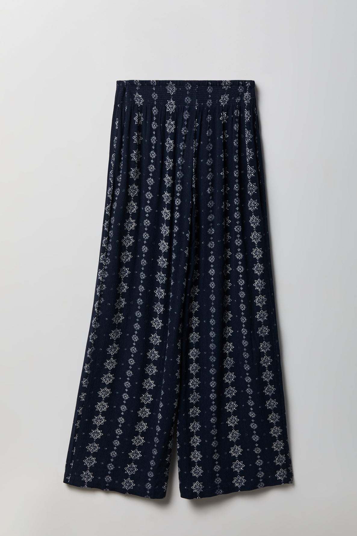 Alt View 2. Wrap Palazzo Pant - Navy