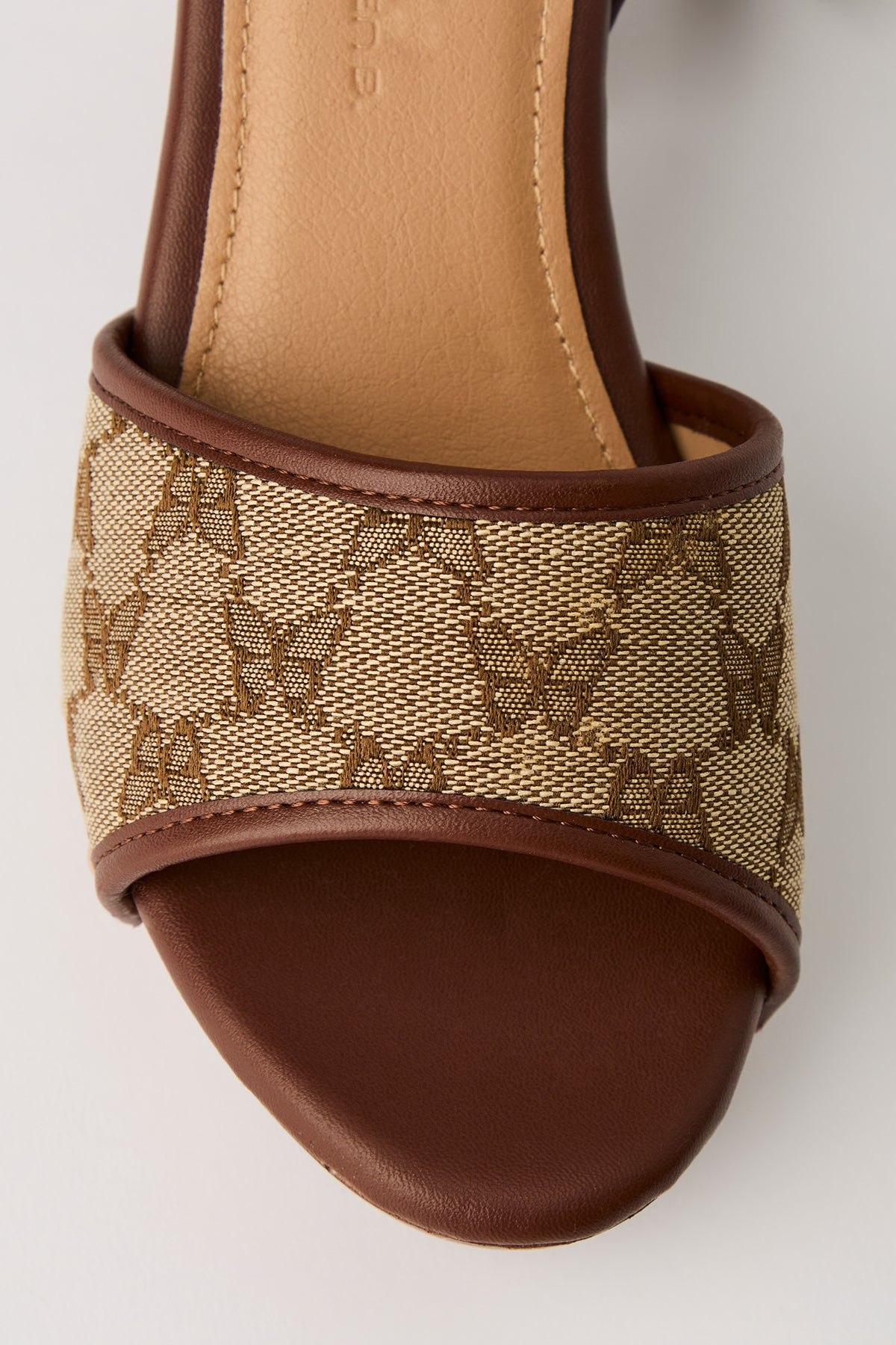 Alt View 3. Chunky Platform Sandal - Brown