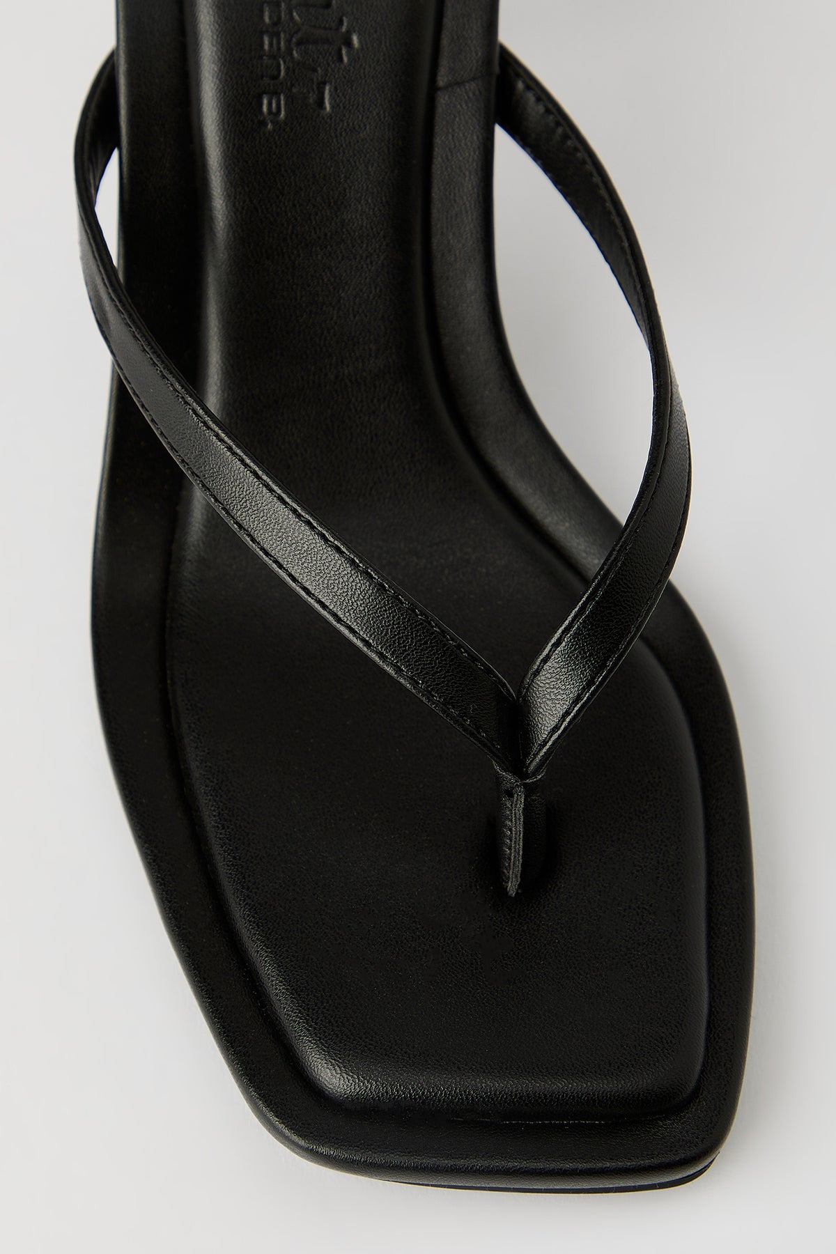 Alt View 3. Square Toe Kitten Heeled Thong Sandal - Black