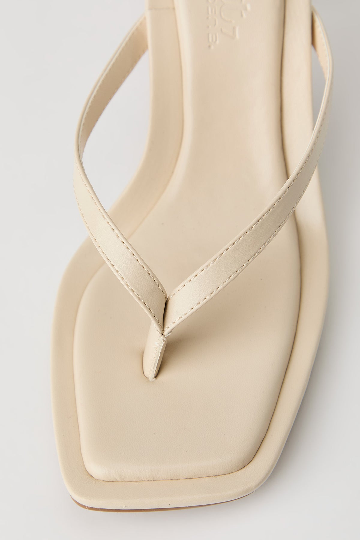 Alt View 3. Square Toe Kitten Heeled Thong Sandal - Cream