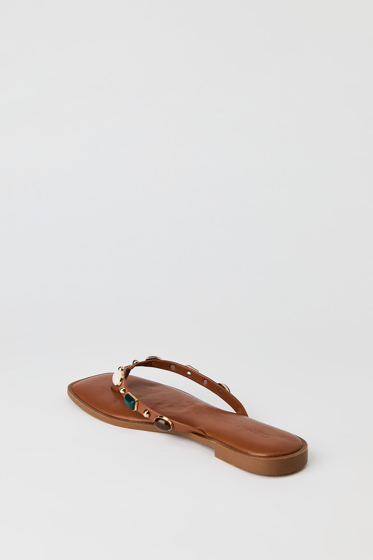 Alt View 3. Gem Band Thong Sandal - Camel
