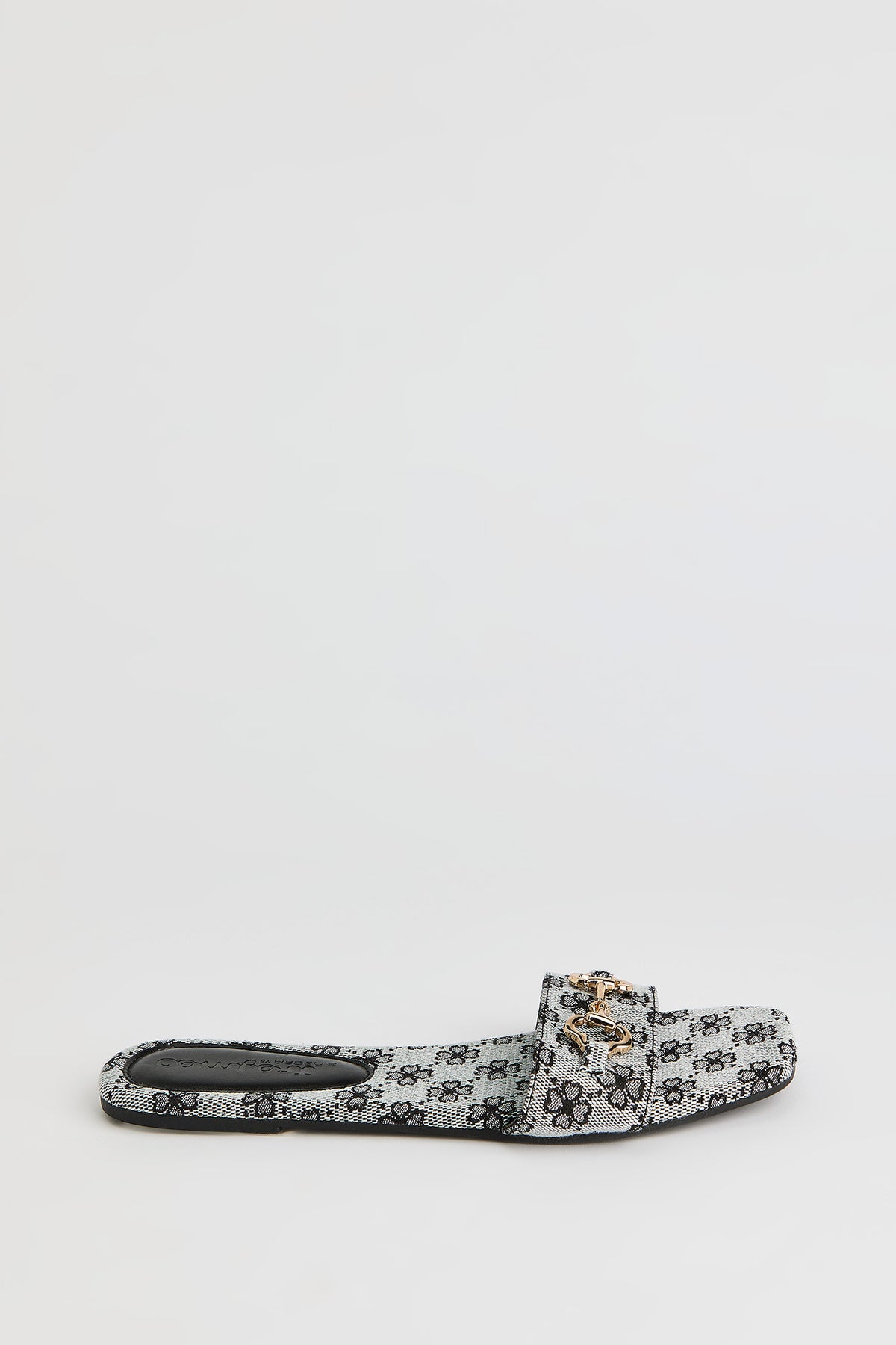 Status Print Sandal - Black