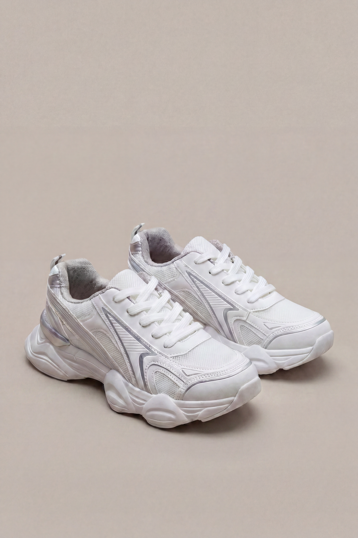 Alt View 2. Chunky Sneaker - Off White