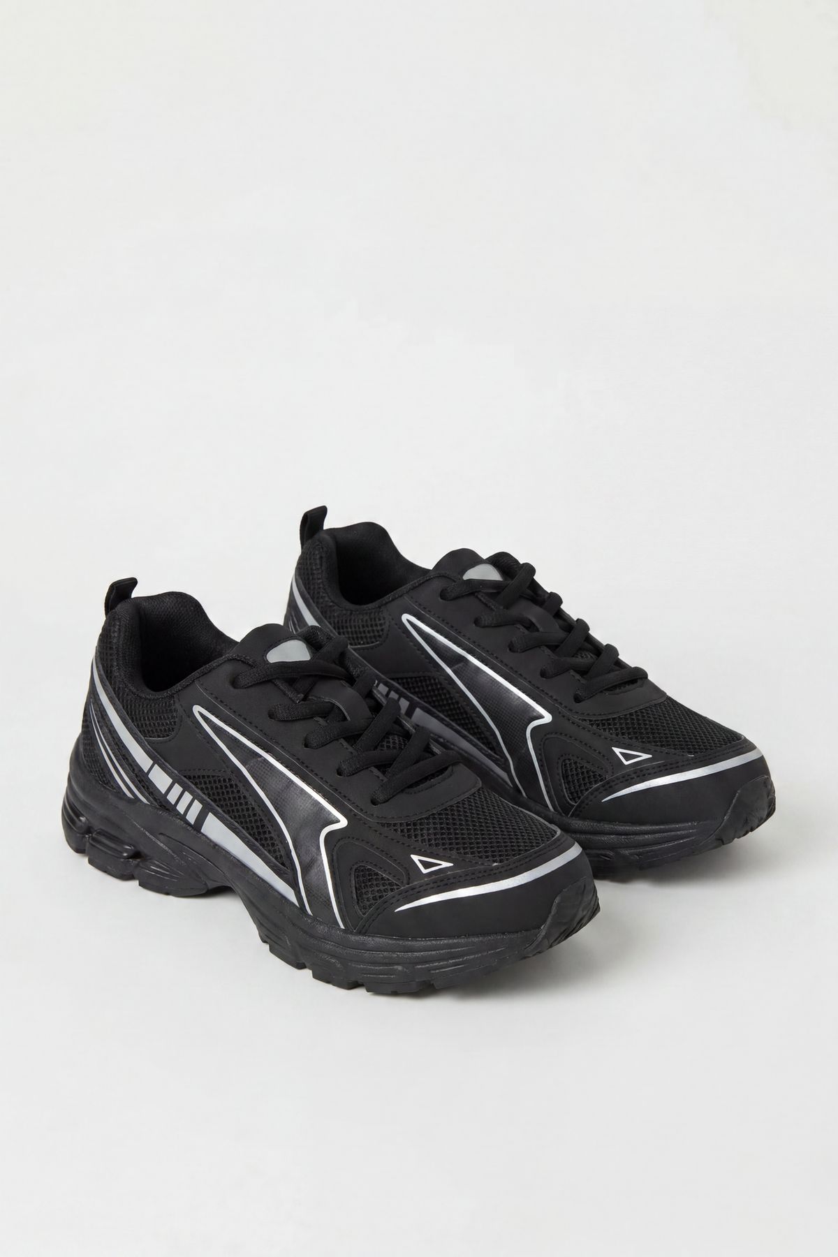 Chunky Running Shoe - Black