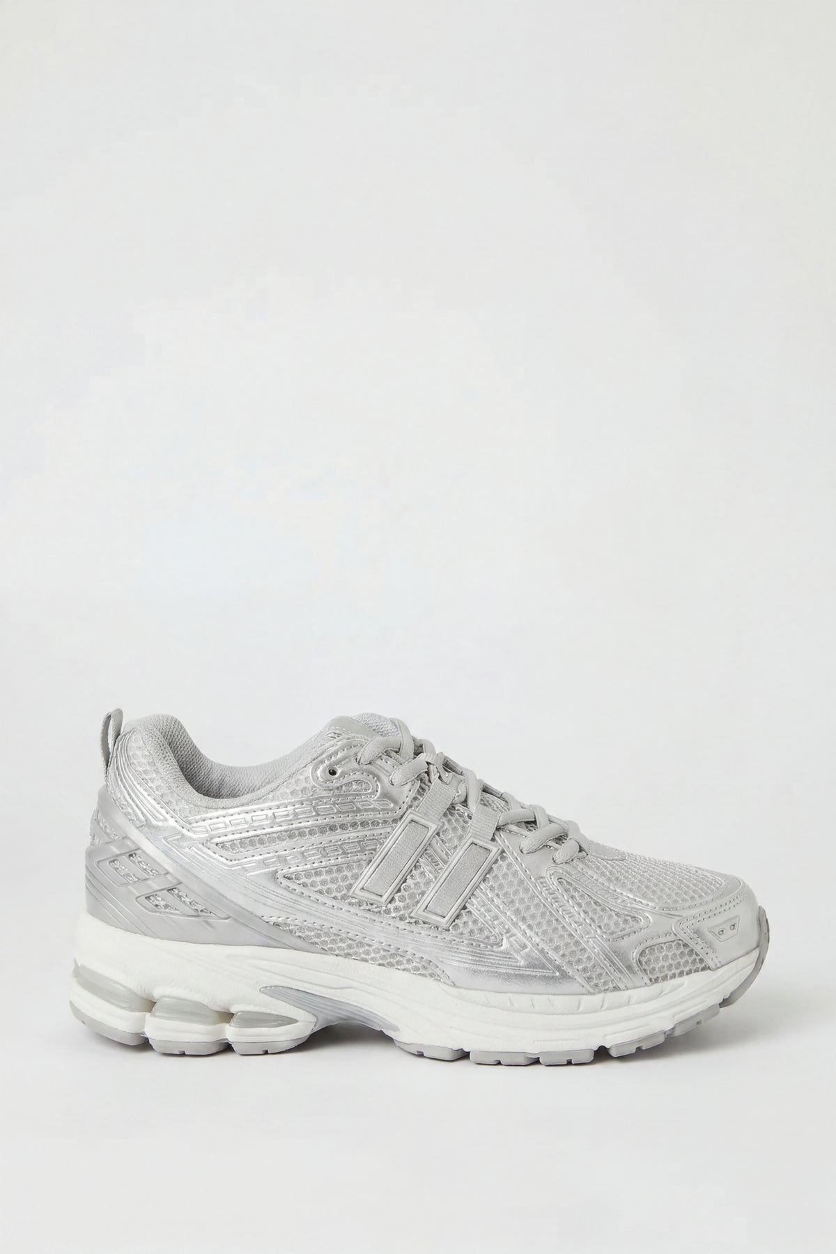 Mesh Chunky Running Shoe - Silver