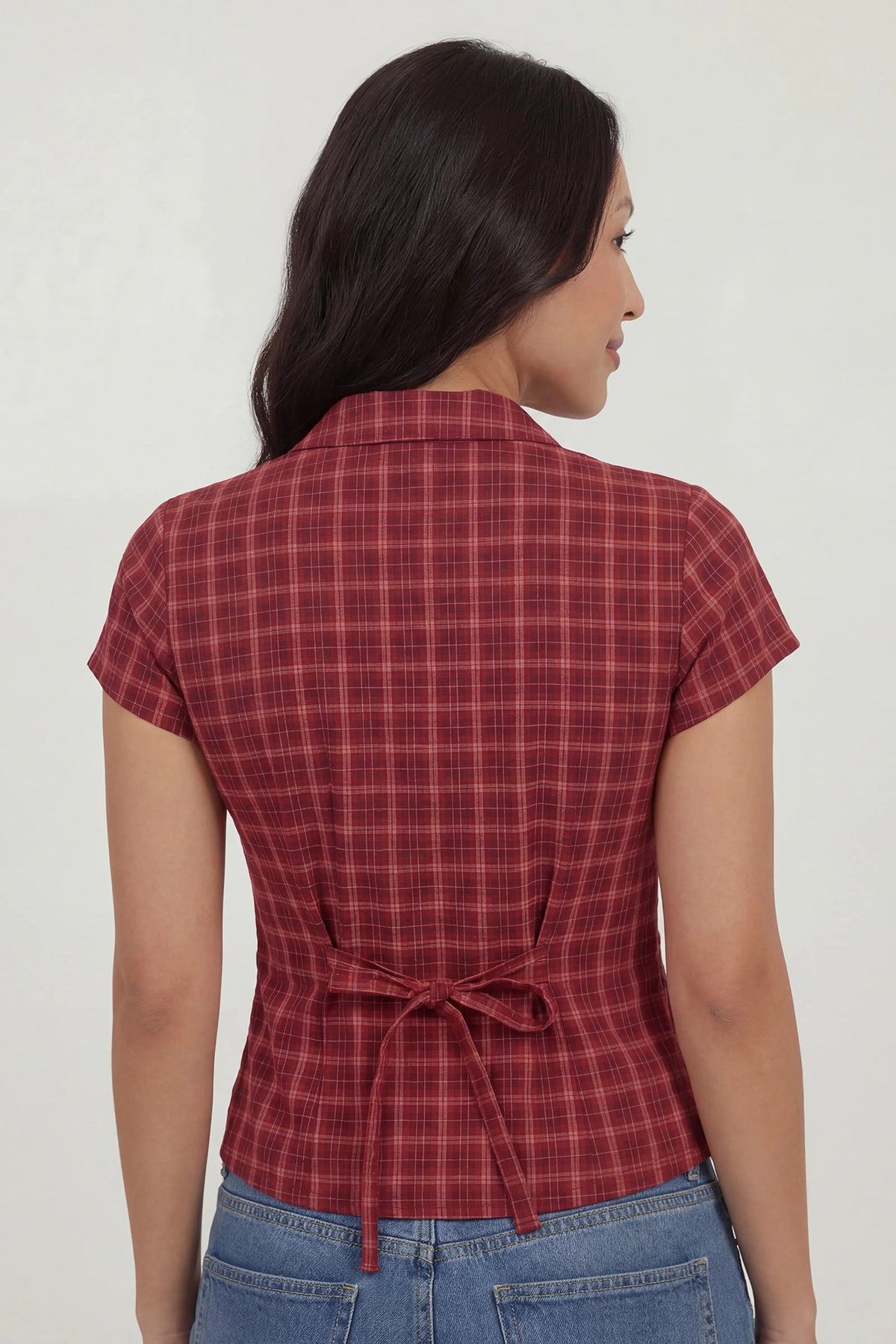 Alt View 2. Tie Back Button-Up Short Sleeve Top - Red