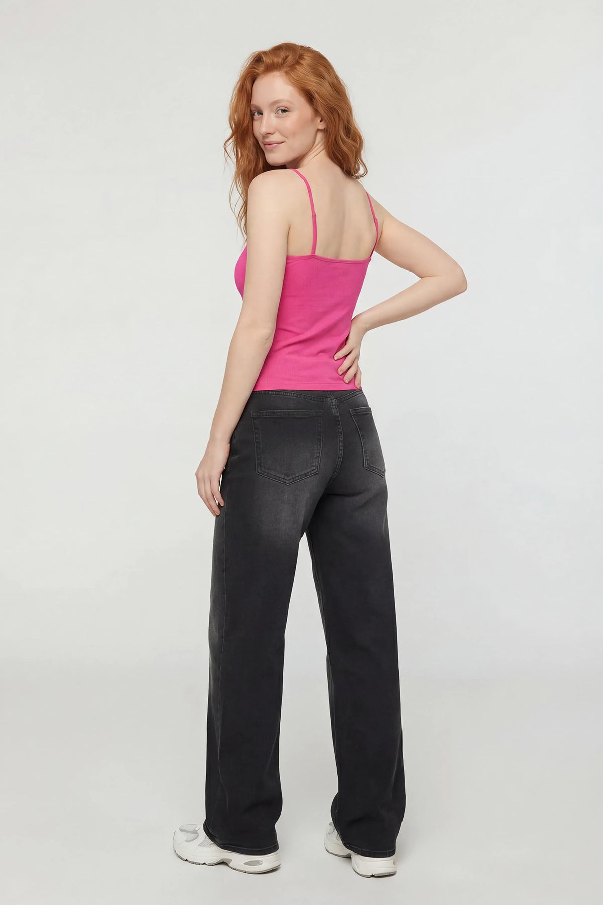 Alt View 2. Braless Scoop Neck Cami - Fuchsia