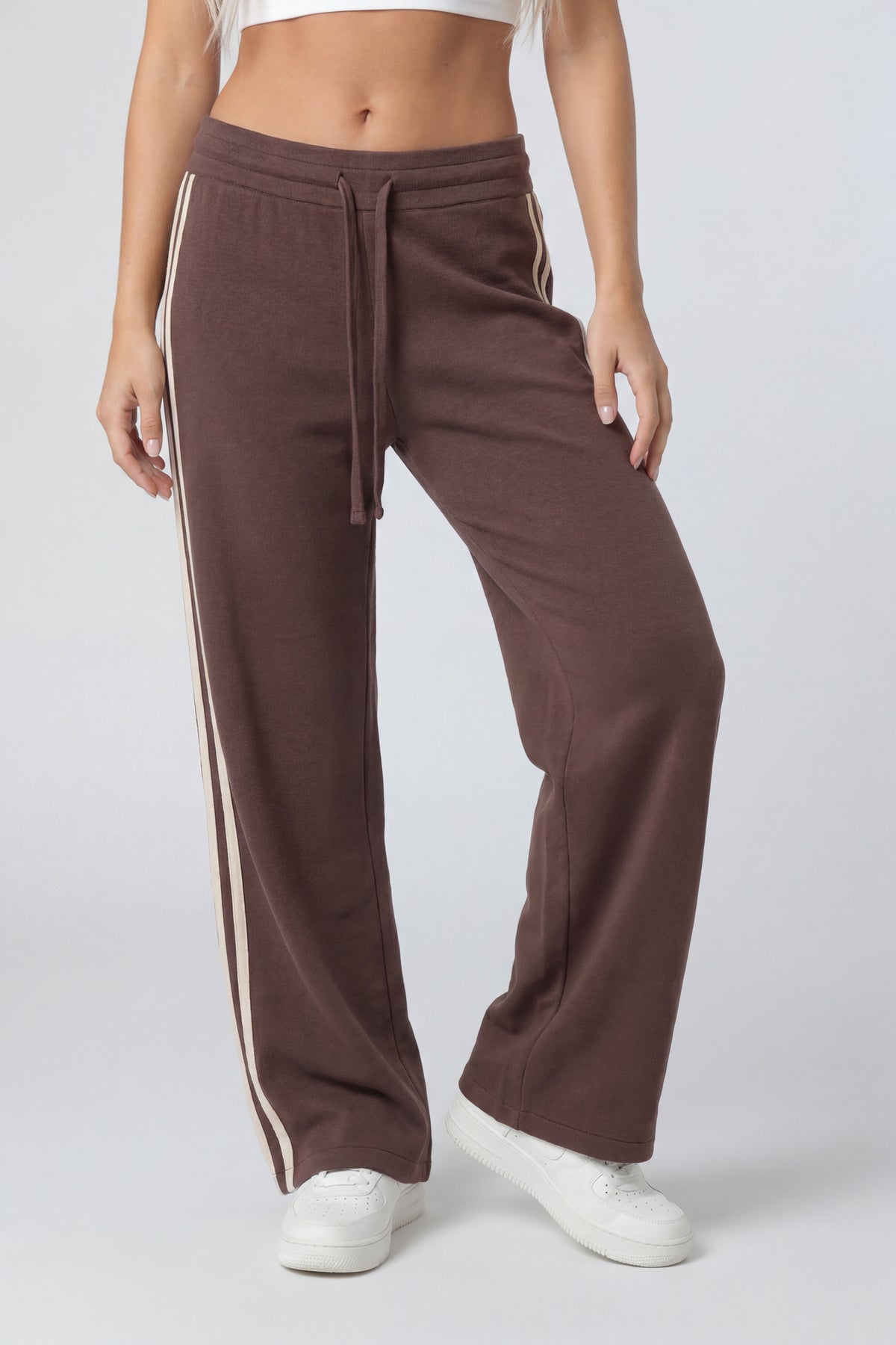 Alt View 2. Fleece Barrel Sweatpant - Brown