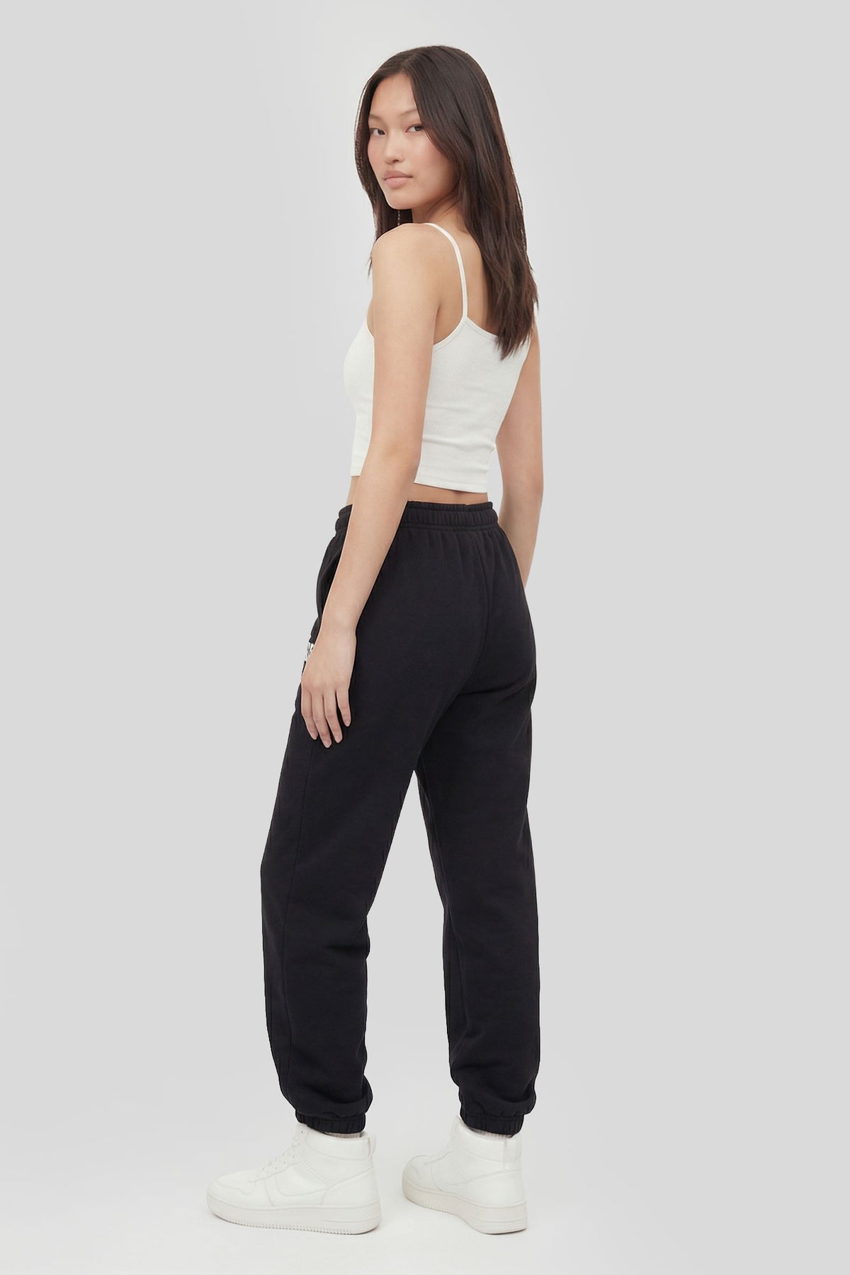 Alt View 2. New York Graphic Fleece Jogger - Black