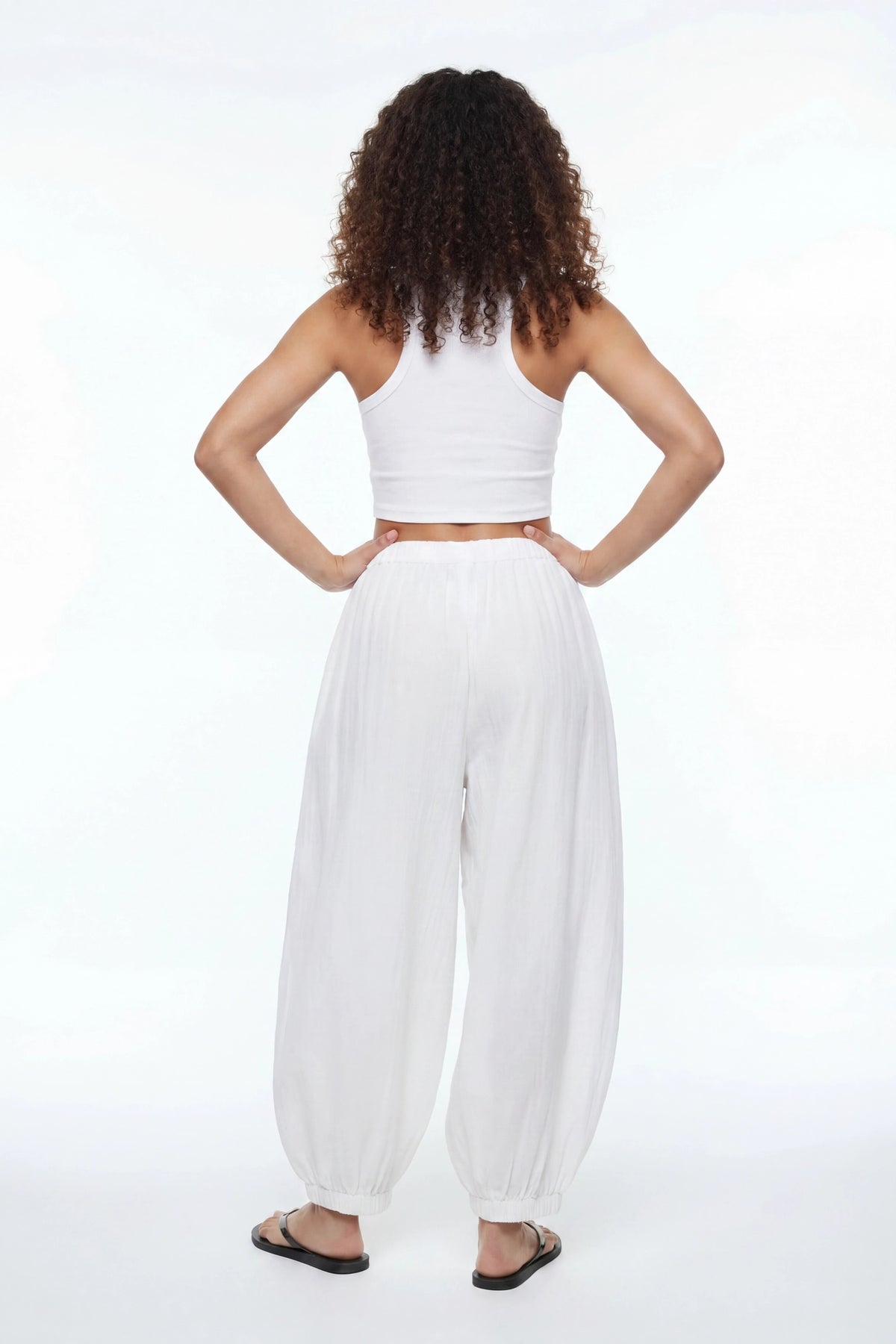 Alt View 3. Gauze Balloon Pant - White