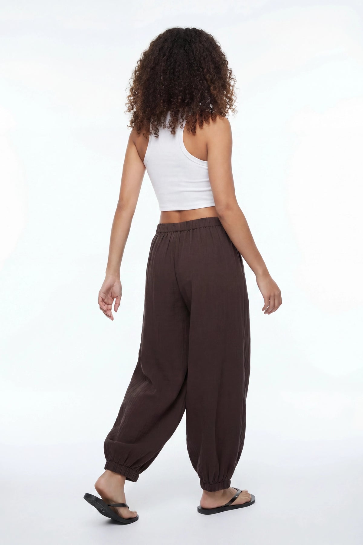 Alt View 3. Gauze Balloon Pant - Brown
