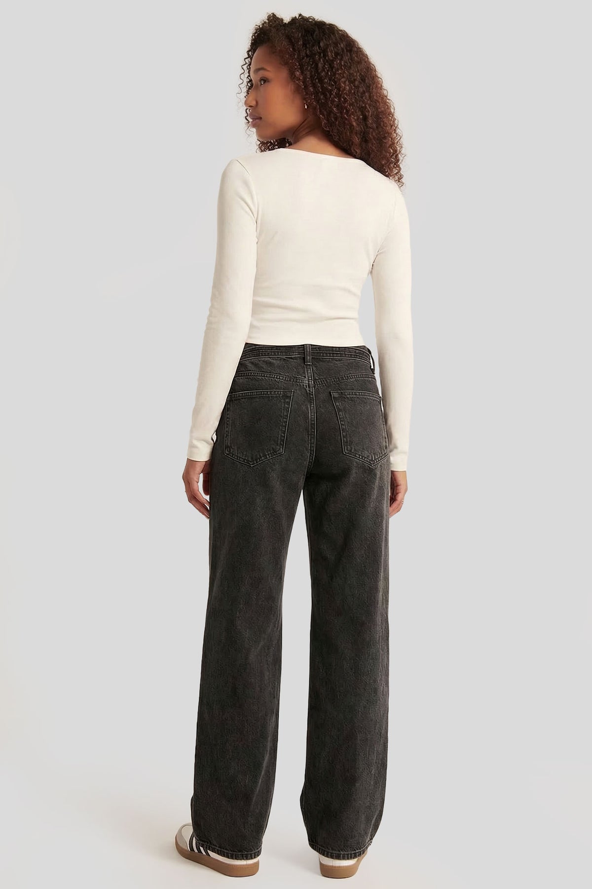 Alt View 2. Tie Waist Wide Leg Jean - Black