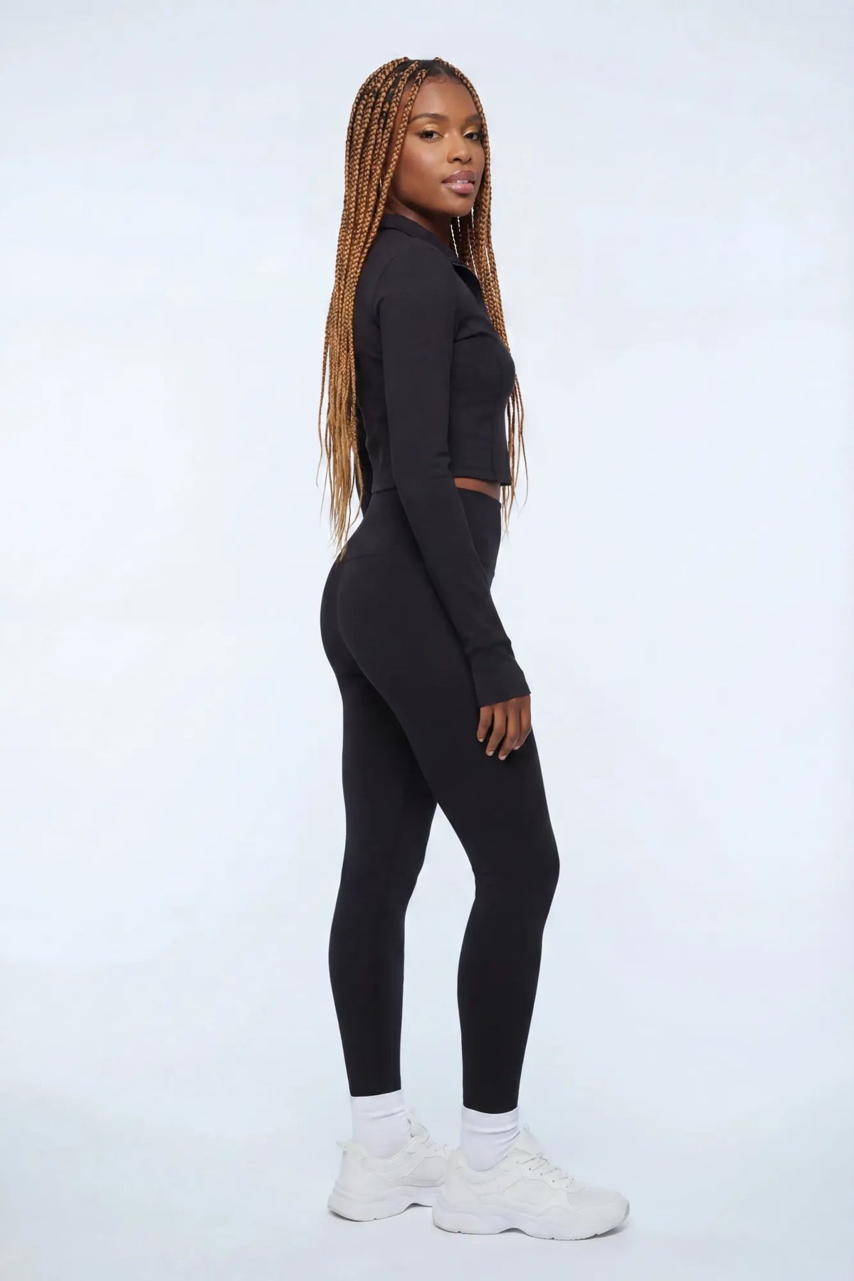 Alt View 3. Soft High Rise Legging - Black