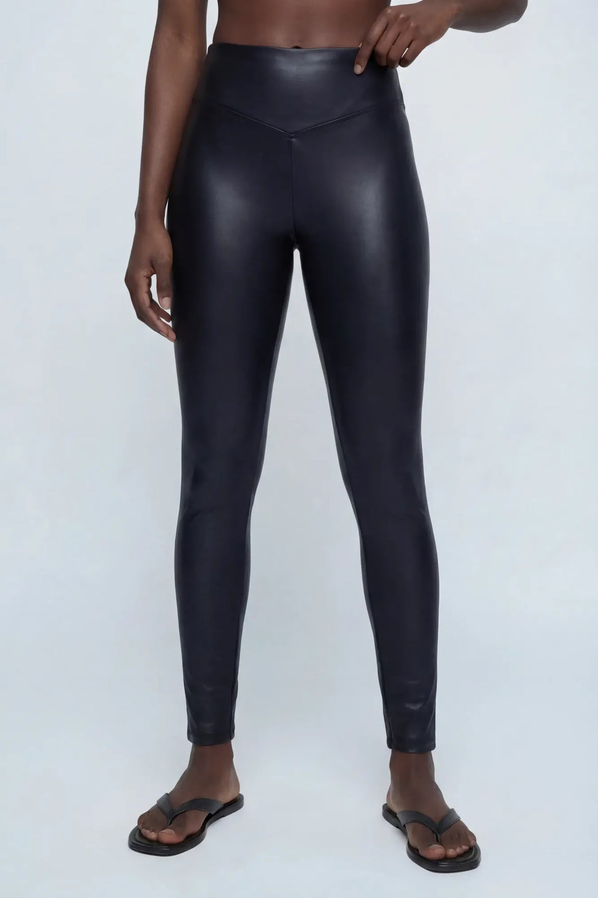 Alt View 3. Faux Leather Legging - Black