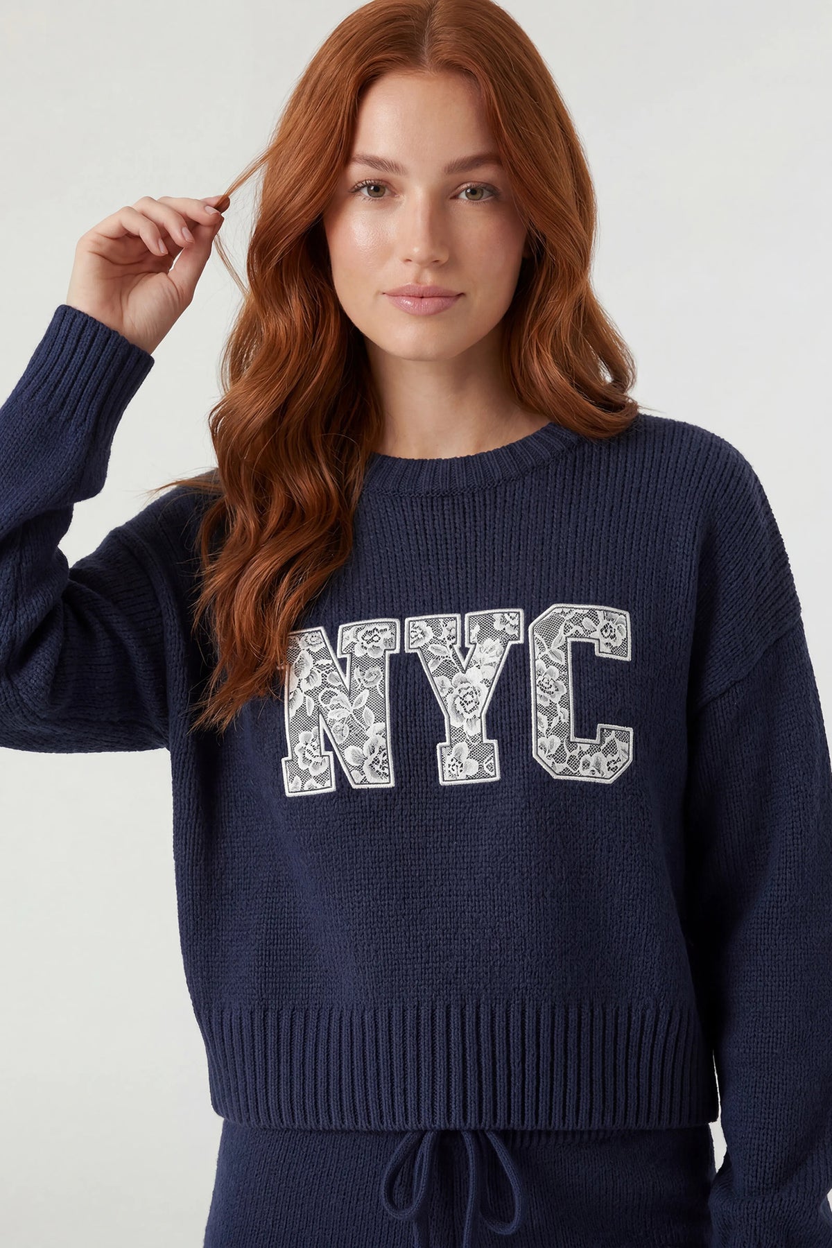 Alt View 2. Sweater & Knit Short Set - Navy