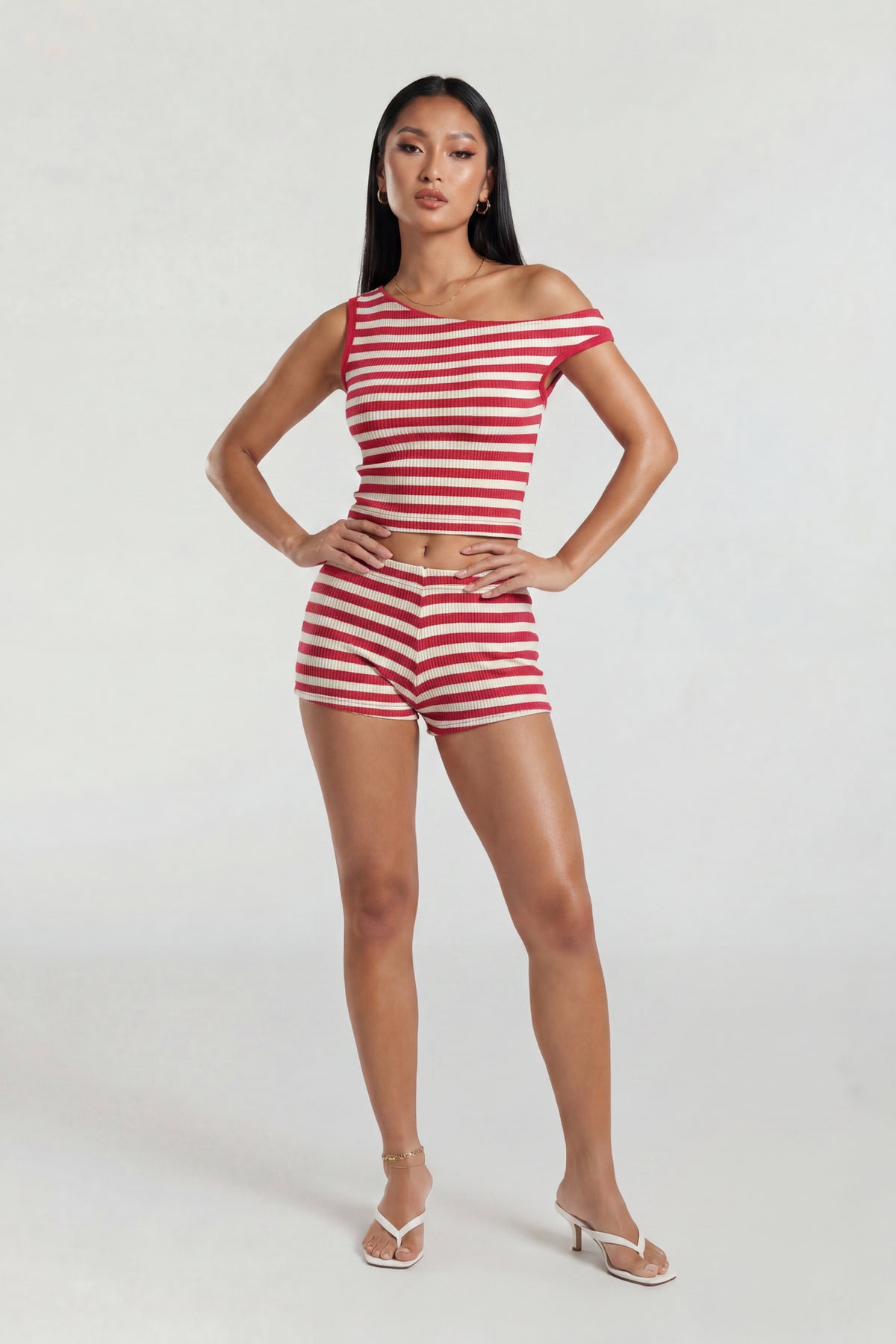 Alt View 2. Button-Up Knit Top & Short Set - Red