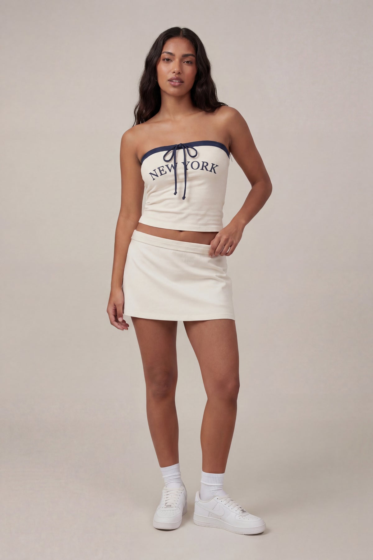 Alt View 3. Graphic Drawstring Tube Top - Cream
