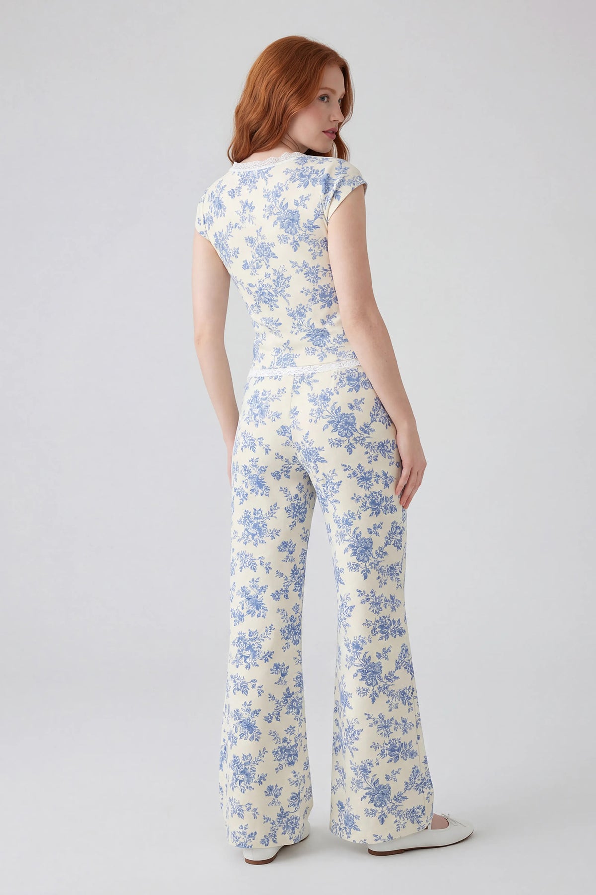Alt View 2. Lace Trim Wide Leg Pant - Ivory