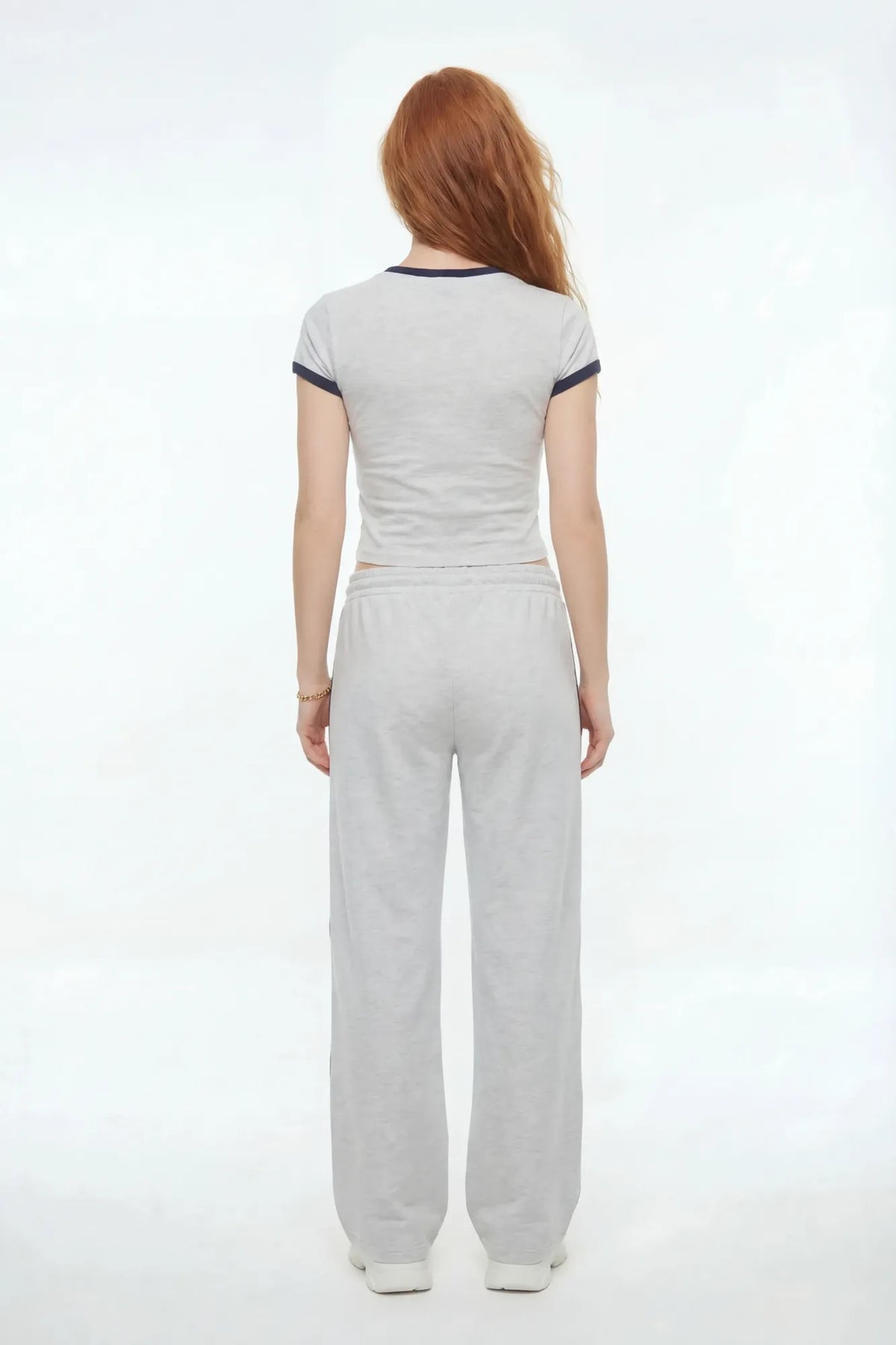 Alt View 4. New York Graphic T-Shirt & Wide Leg Pant Set - Light Grey