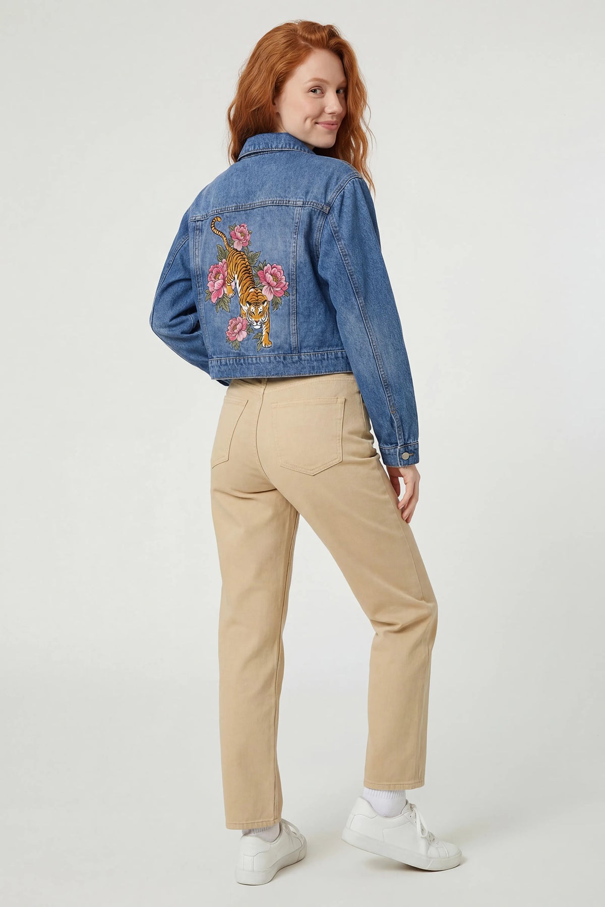 Alt View 3. Graphic Denim Jacket - Blue
