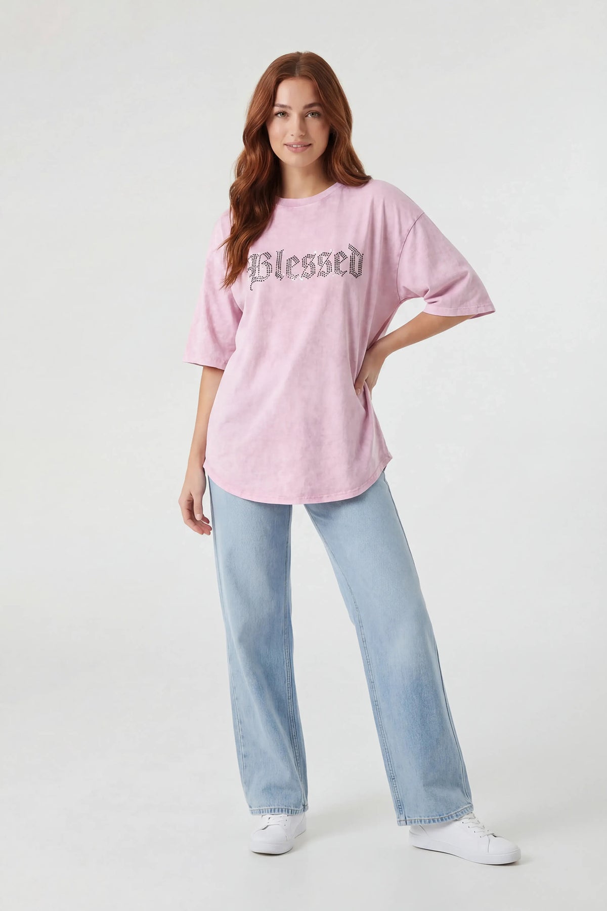 Alt View 3. Oversized Graphic Washed T-Shirt - Pink