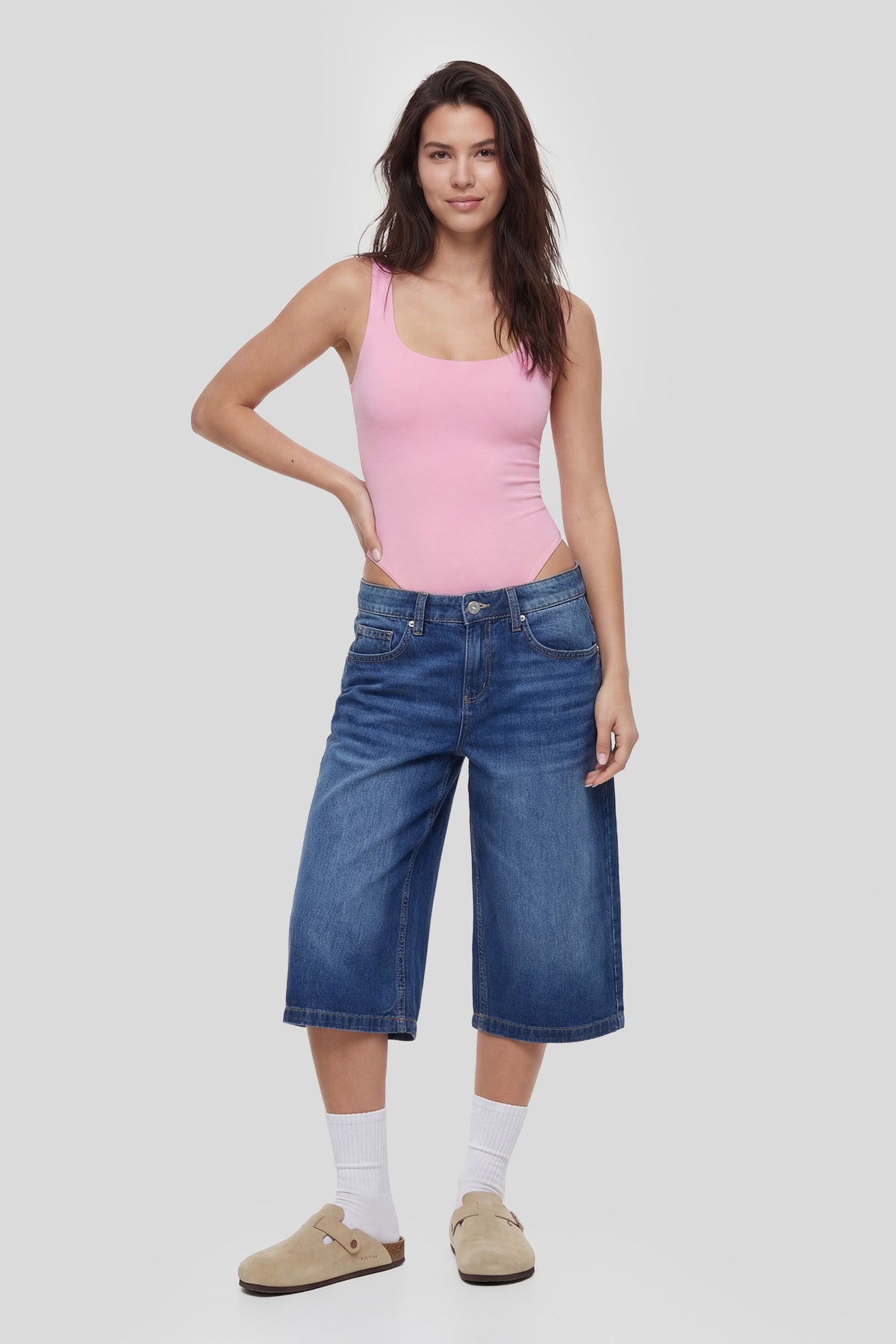 Alt View 3. Seamless Square Neck Bodysuit - Pink